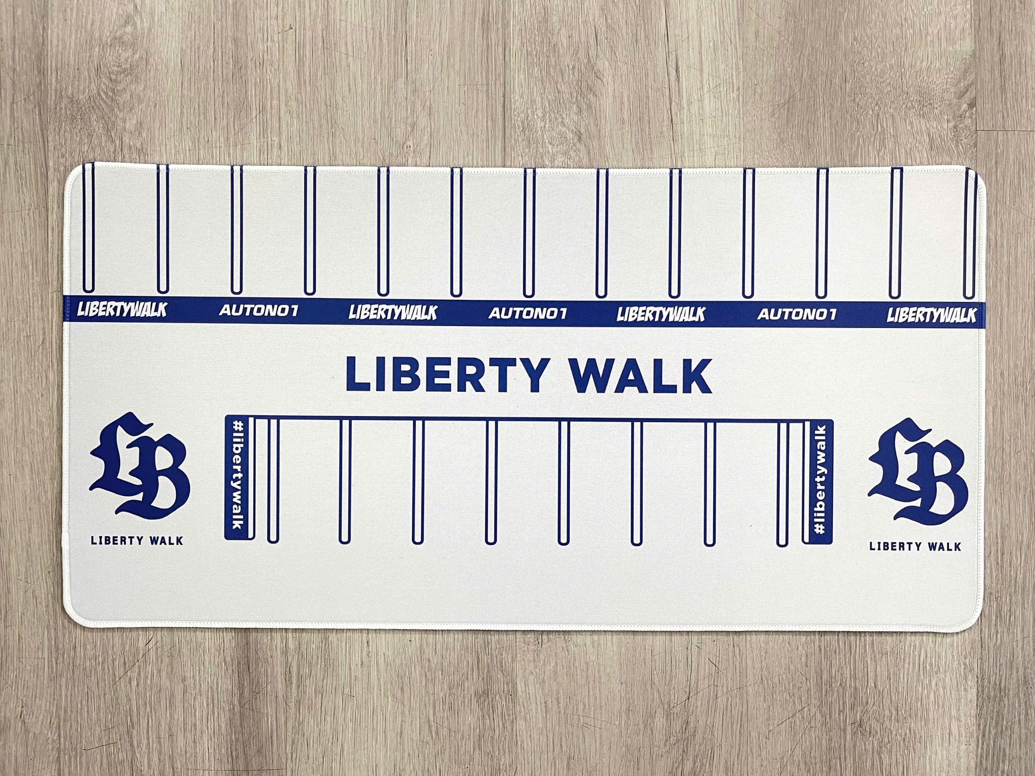  Phụ kiện thảm sa bàn chống trượt mô phỏng diorama bãi đỗ xe/ Parking lot Liberty Walk LBWK trắng 60x30cm tỉ lệ 1:64 Autono1 PT007 