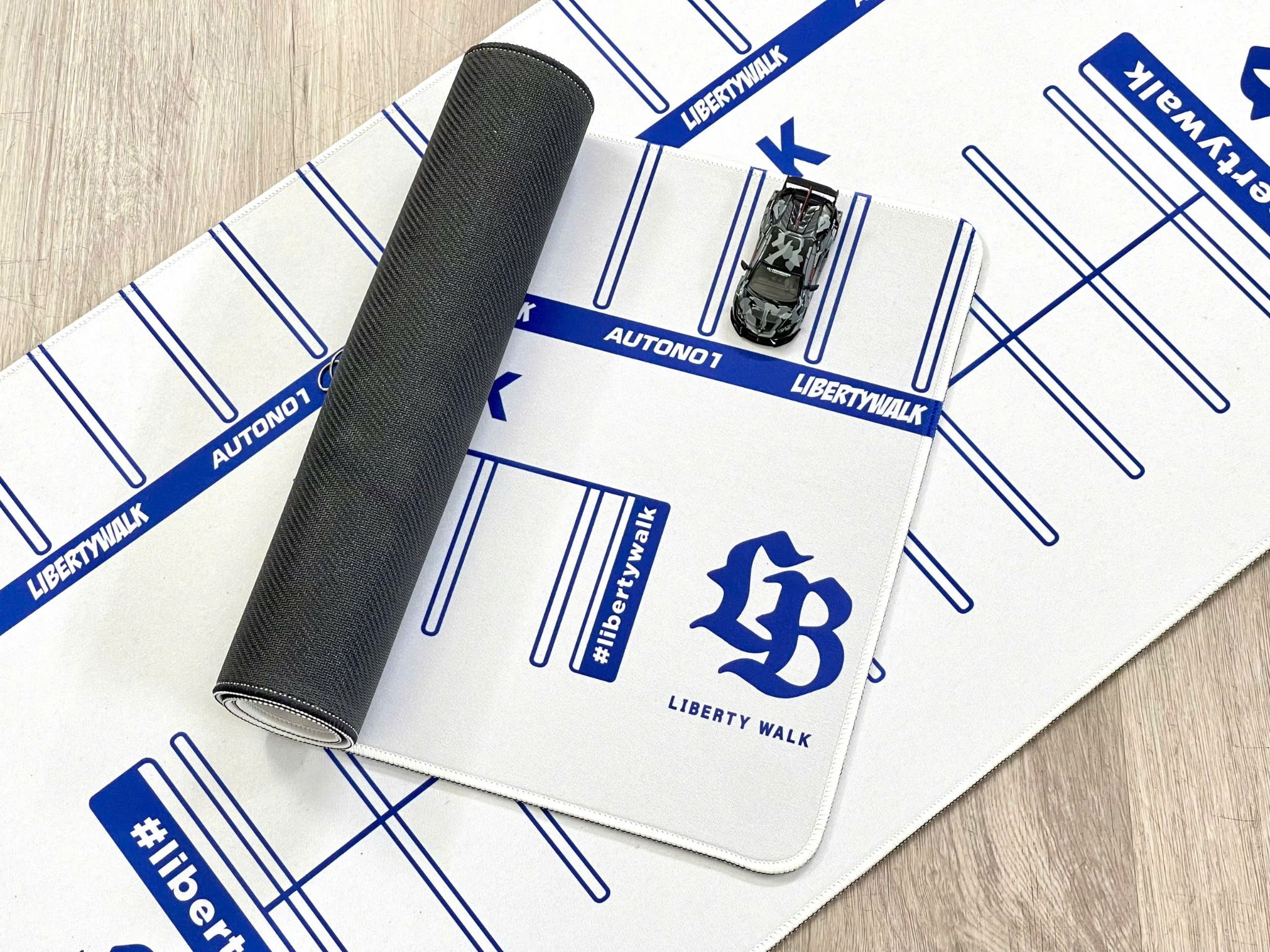  Phụ kiện thảm sa bàn chống trượt mô phỏng diorama bãi đỗ xe/ Parking lot Liberty Walk LBWK trắng 60x30cm tỉ lệ 1:64 Autono1 PT007 