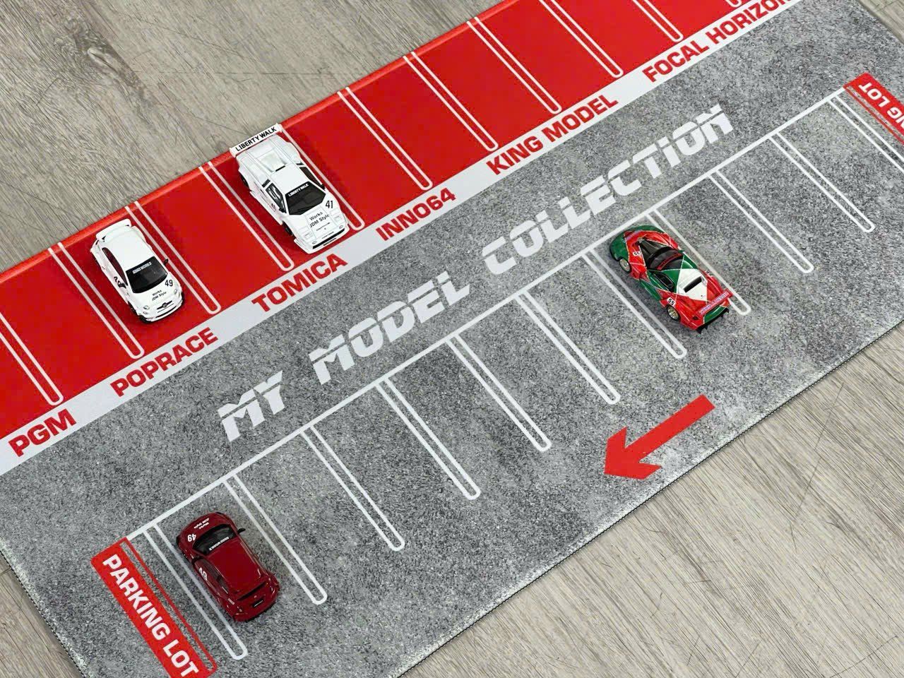  Phụ kiện thảm sa bàn chống trượt mô phỏng diorama bãi đỗ xe/ Parking lot red/gray 60x30cm tỉ lệ 1:64 Autono1 PT013 
