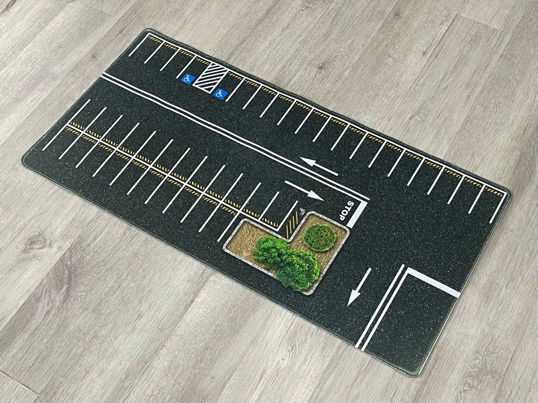  Phụ kiện thảm sa bàn chống trượt mô phỏng diorama bãi đỗ xe/ Parking lot có cây kích thước 60x30cm tỉ lệ 1:64 Autono1 PT015 