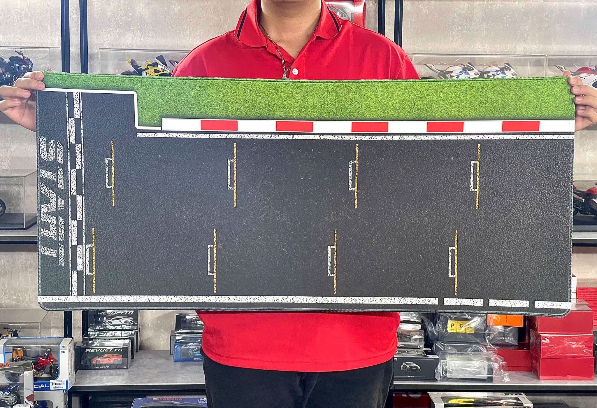  Phụ kiện thảm sa bàn chống trượt mô phỏng diorama pit race trường đua xe F1 kích cỡ 90x40cm tỉ lệ 1:32 Autono1 PT017 