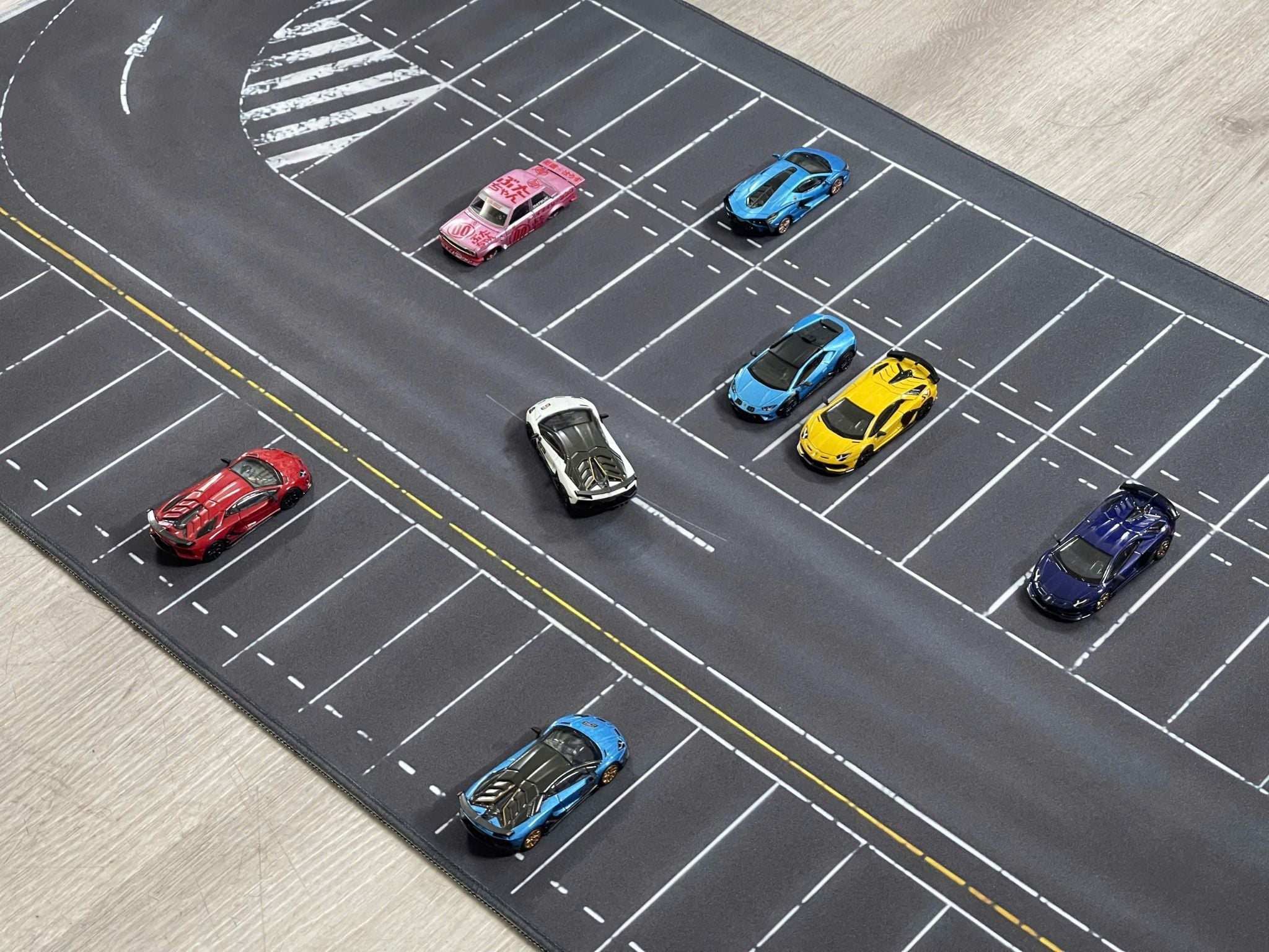  Phụ kiện thảm sa bàn chống trượt mô phỏng diorama đường bãi đỗ xe lớn kích thước 60x30 cho mô hình xe 1:64 Autono1 PT032 