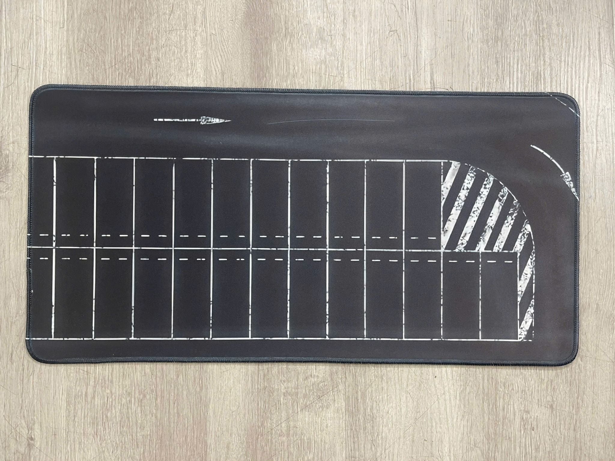  Phụ kiện thảm sa bàn chống trượt mô phỏng diorama đường bãi đỗ xe lớn kích thước 60x30 cho mô hình xe 1:64 Autono1 PT032 