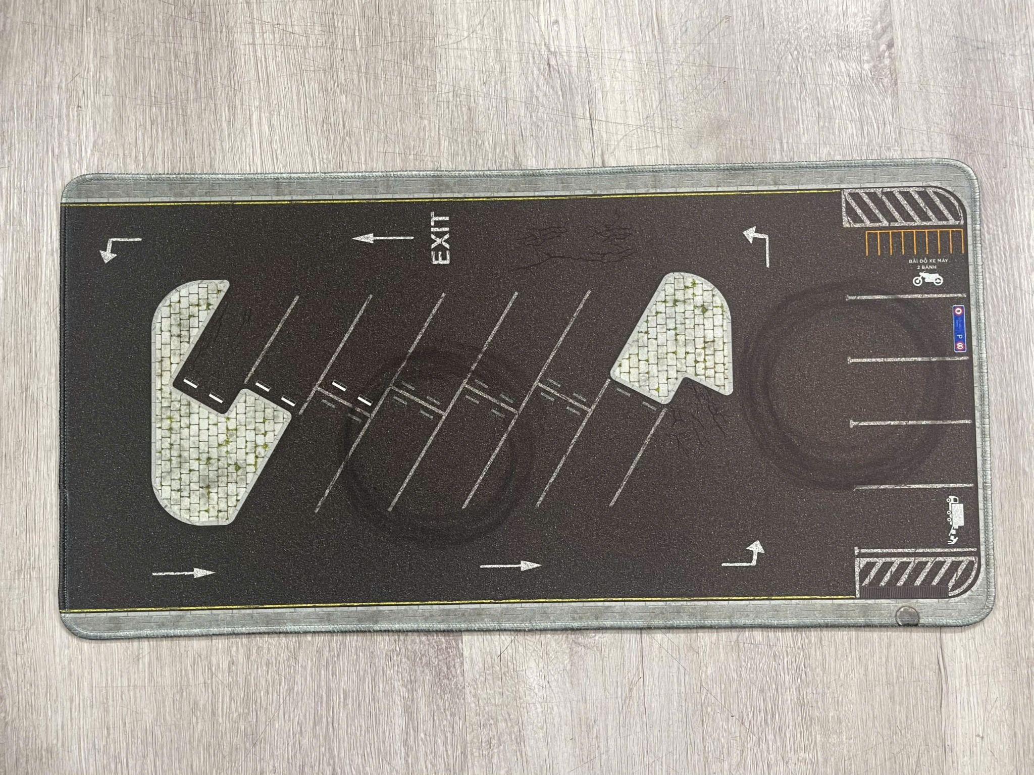  Phụ kiện thảm sa bàn chống trượt mô phỏng diorama bãi đỗ xe kích thước 80x30 cho mô hình xe 1:64 Autono1 PT030 