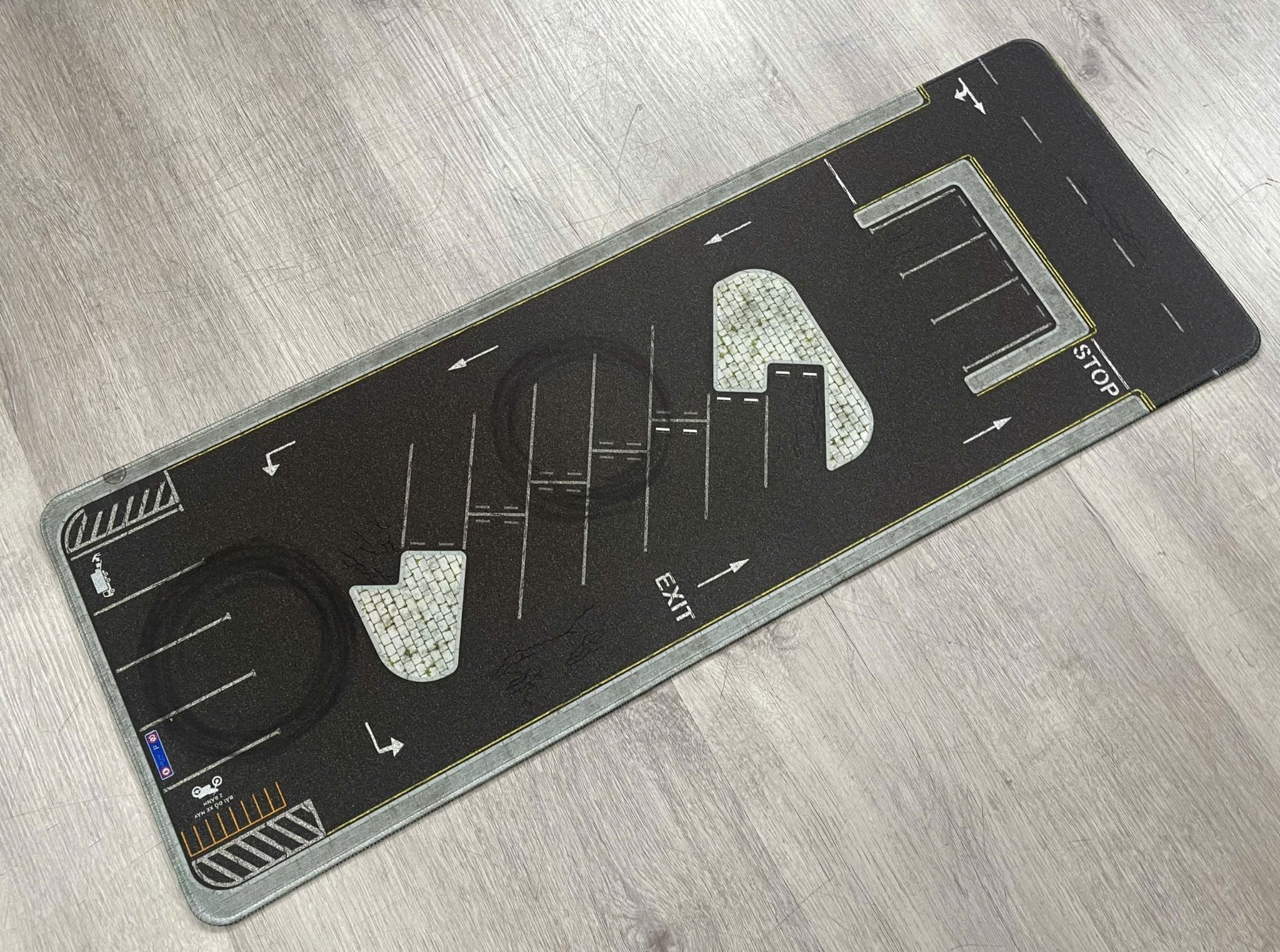  Phụ kiện thảm sa bàn chống trượt mô phỏng diorama bãi đỗ xe kích thước 80x30 cho mô hình xe 1:64 Autono1 PT030 