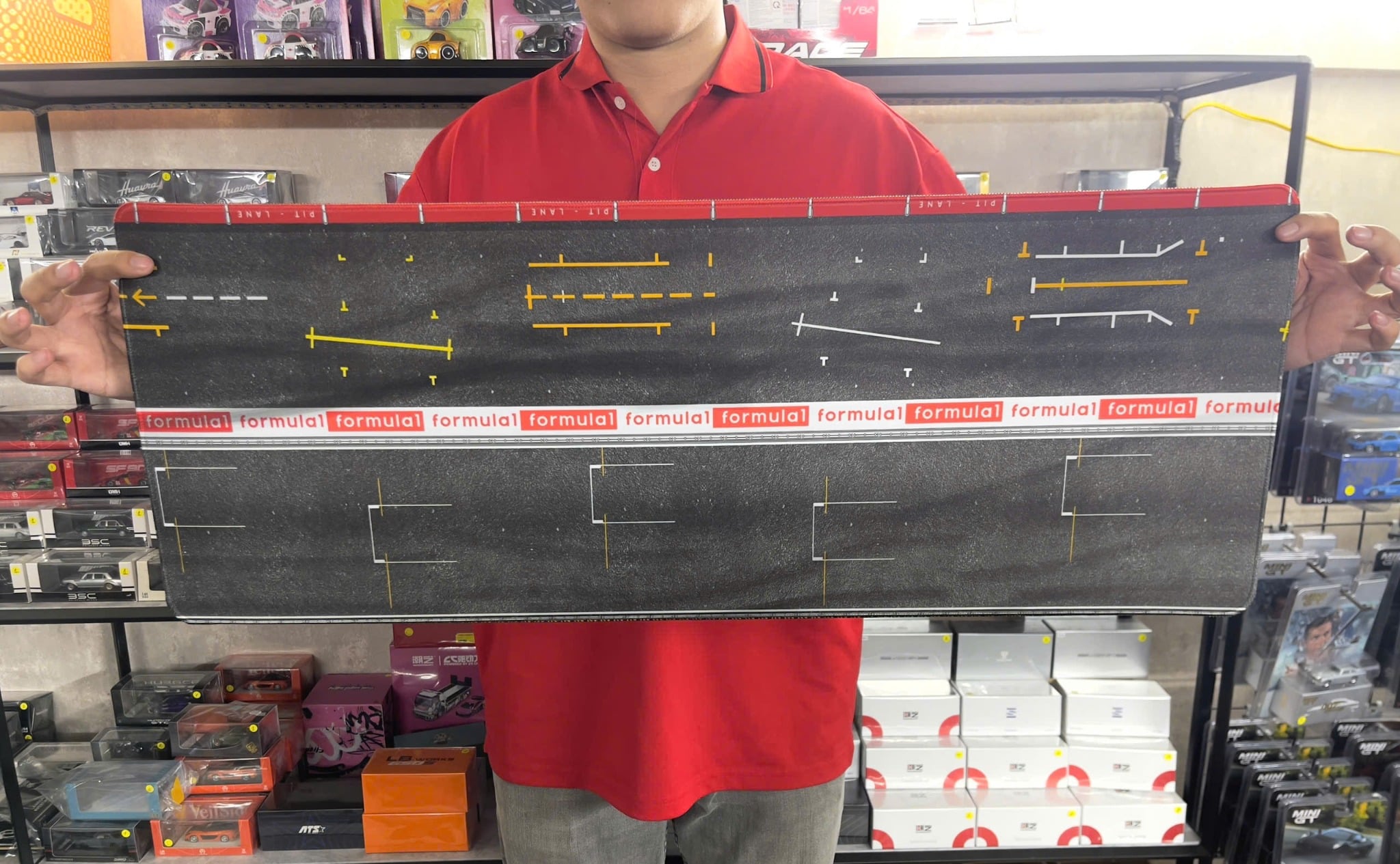  Phụ kiện thảm sa bàn chống trượt mô phỏng diorama đường đua F1 kích thước 80x30 cho mô hình xe 1:64 Autono1 PT031 