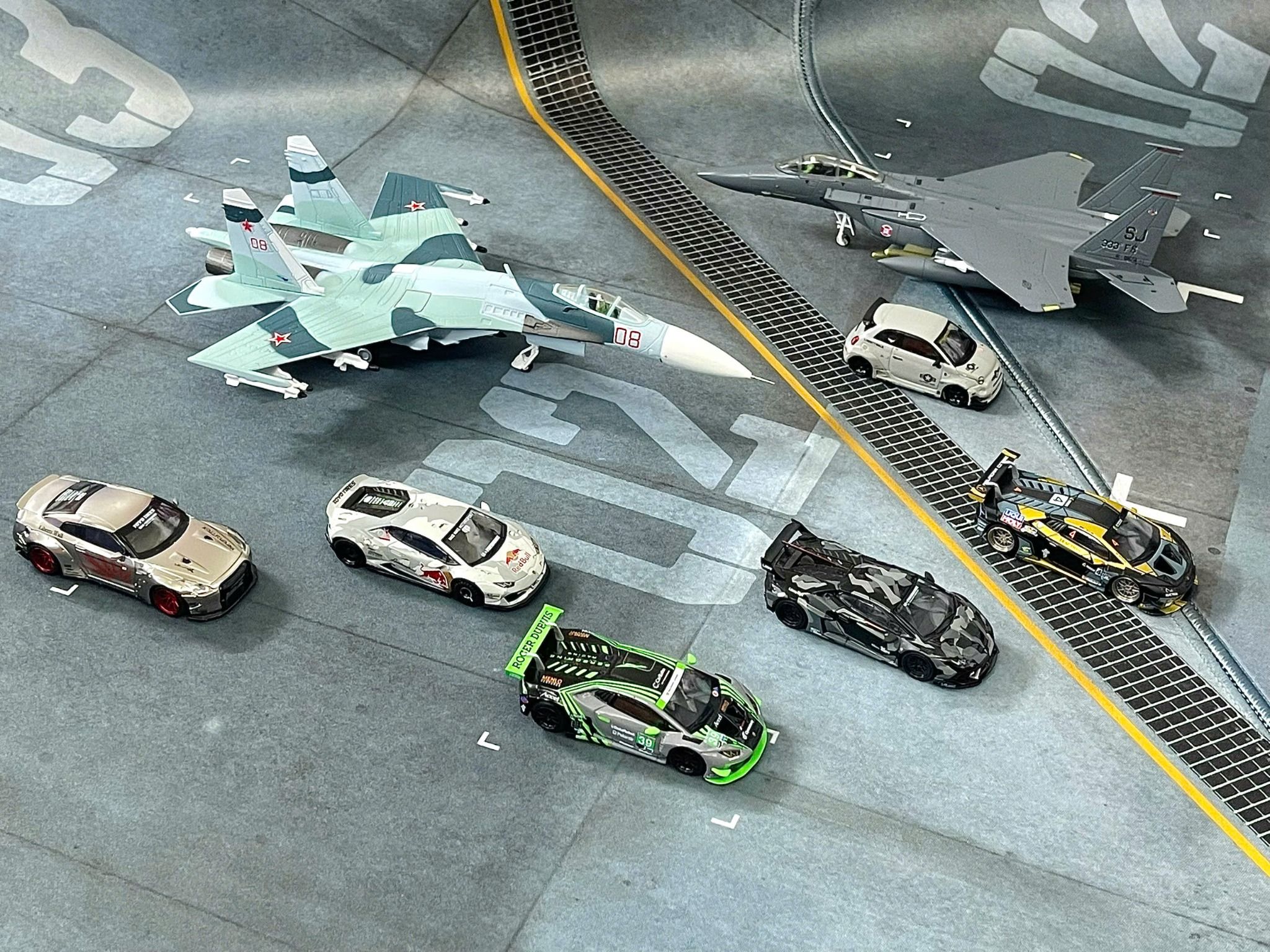  Phụ kiện thảm sa bàn chống trượt mô phỏng diorama sân đỗ xe kích thước 60x30 cho mô hình xe 1:64 Autono1 PT033 