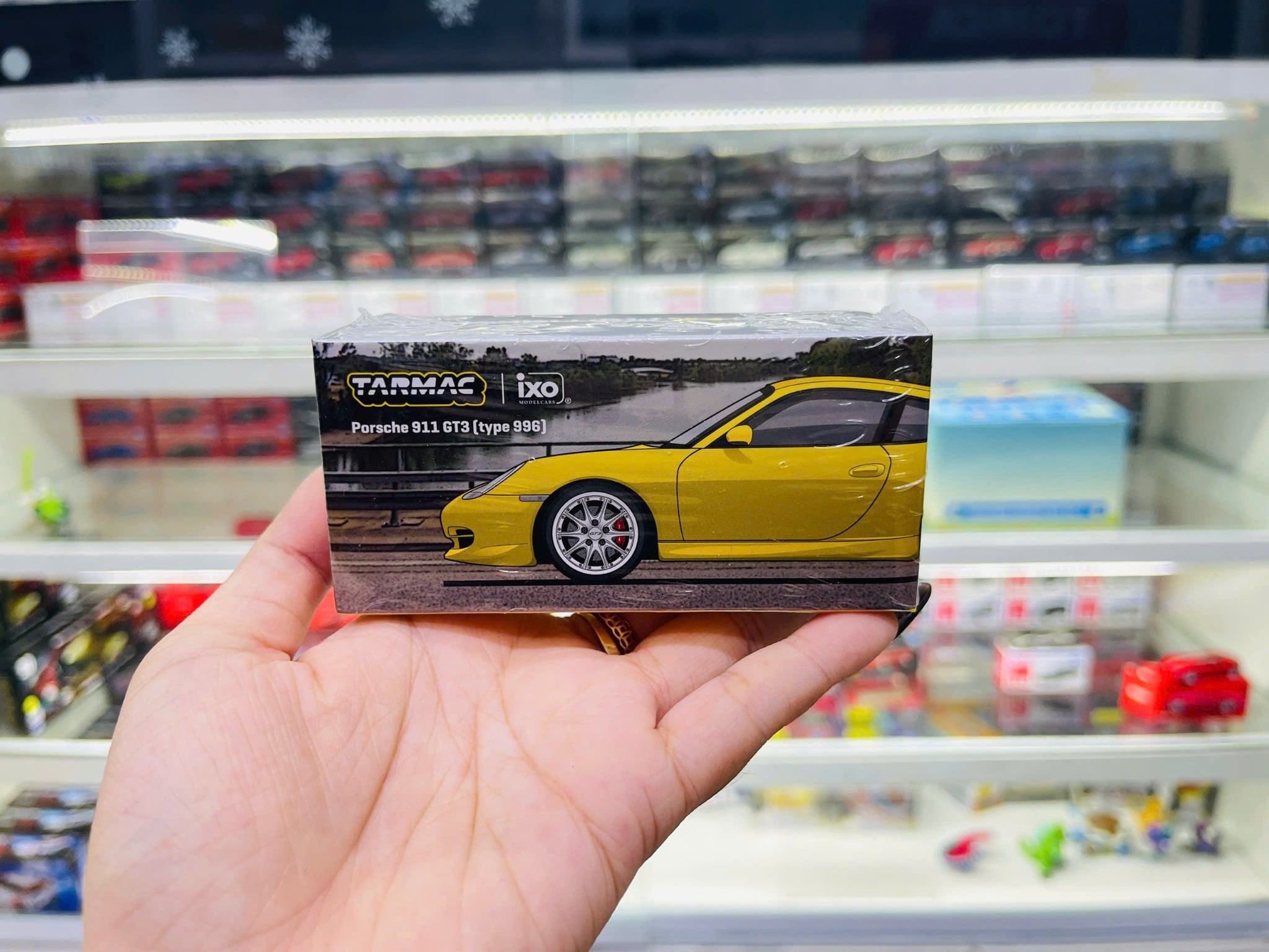  Mô hình xe ô tô Porsche 911 GT3 (type 996), Yellow tỉ lệ 1:64 Tarmac Works T64G-069-YL 