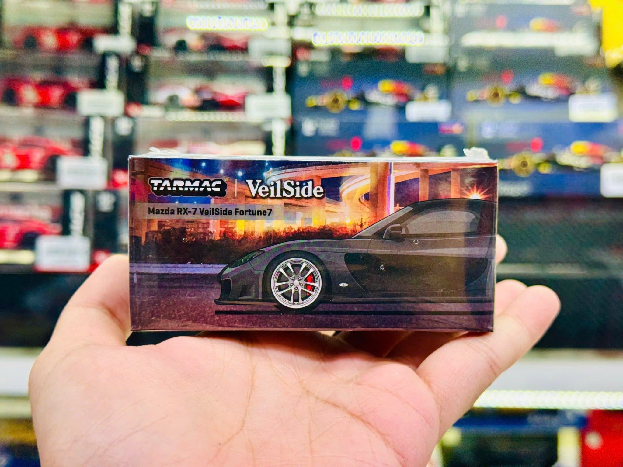  Mô hình xe Mazda RX-7 VeilSide Fortune7, Grey metallic / Black tỉ lệ 1:64 Tarmac works T64G-075-GY 