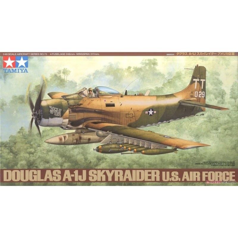  Mô hình lắp ráp máy bay quân sự DOUGLAS A-1J SKYRAIDER U. S. AIR FORCE tỉ lệ 1:48 Tamiya 61073 