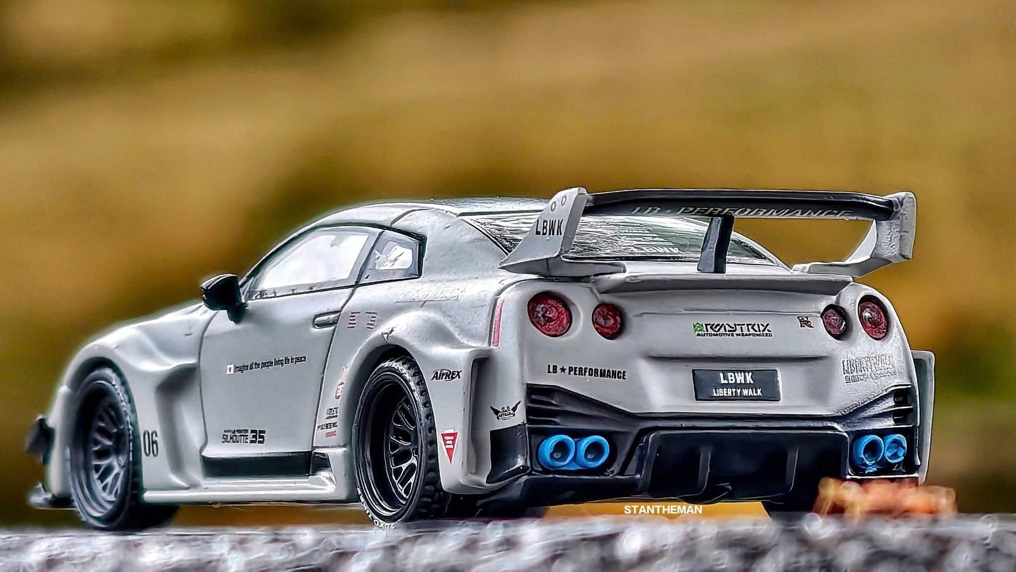  Mô hình xe NISSAN LB-Silhouette WORKS GT 35GT-RR Ver.1 Matt Grey tỉ lệ 1:64 MiniGT MGT01248 
