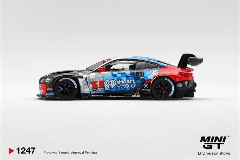  Mô hình xe BMW M4 GT3 EVO #1 Paul Miller Racing 2025 IMSA Daytona 24 Hrs bản card tỉ lệ 1:64 MiniGT MGT01247 