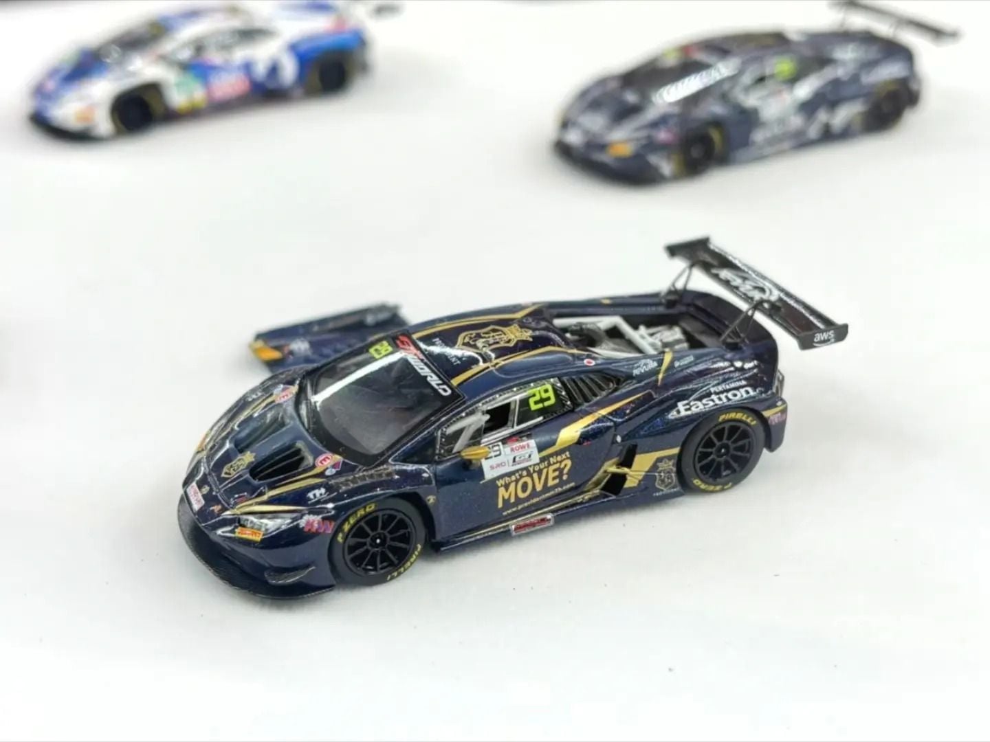  Mô hình xe Lamborghini Huracan GT3 EVO2 GTWCA INDONESIA 2026 #29 tỉ lệ 1:64 Trends Hobby 241083Q 