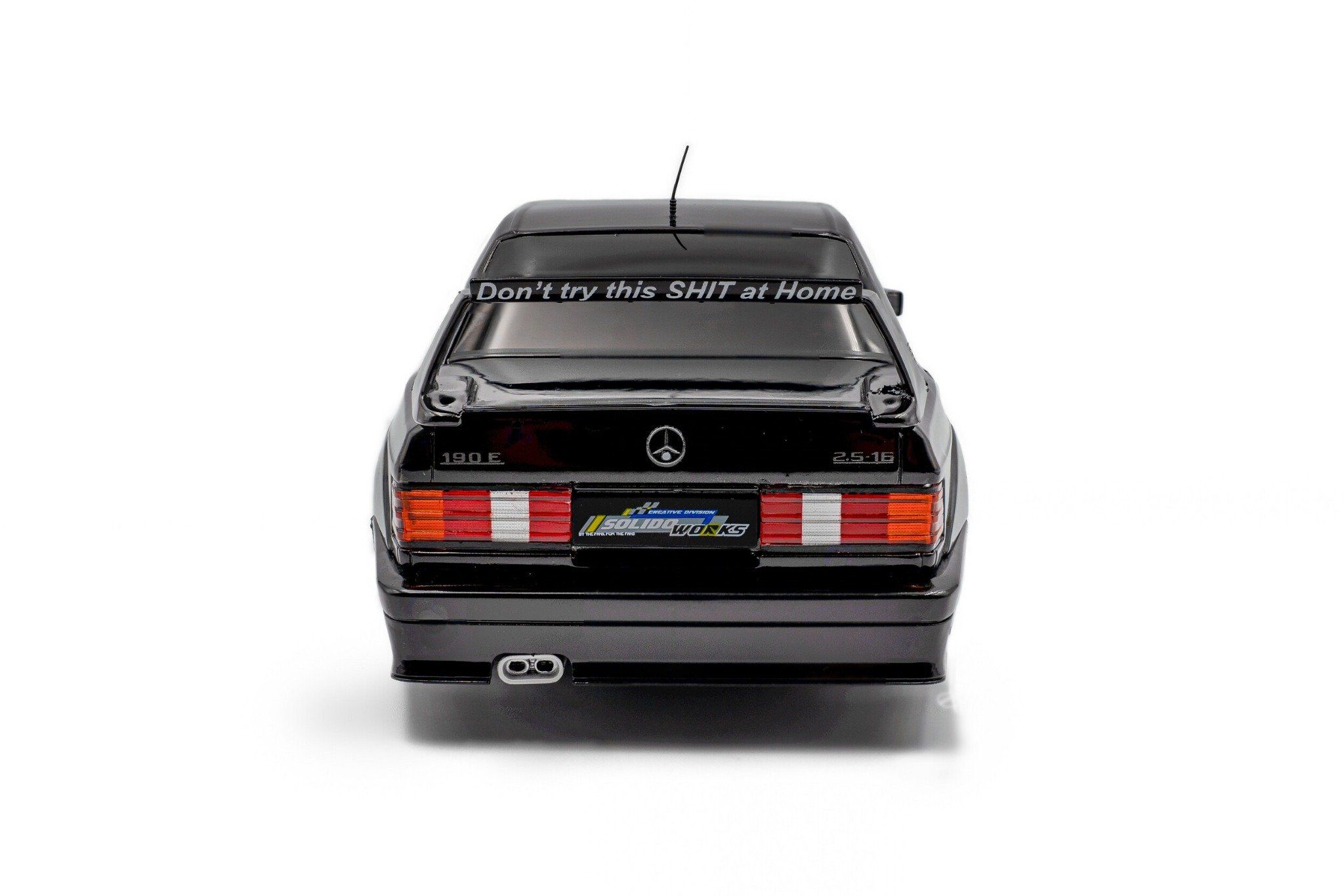  Mô hình xe ô tô Mercedes Benz 190 (W201) Evo II black tỉ lệ 1:18 Solido model S1801012 