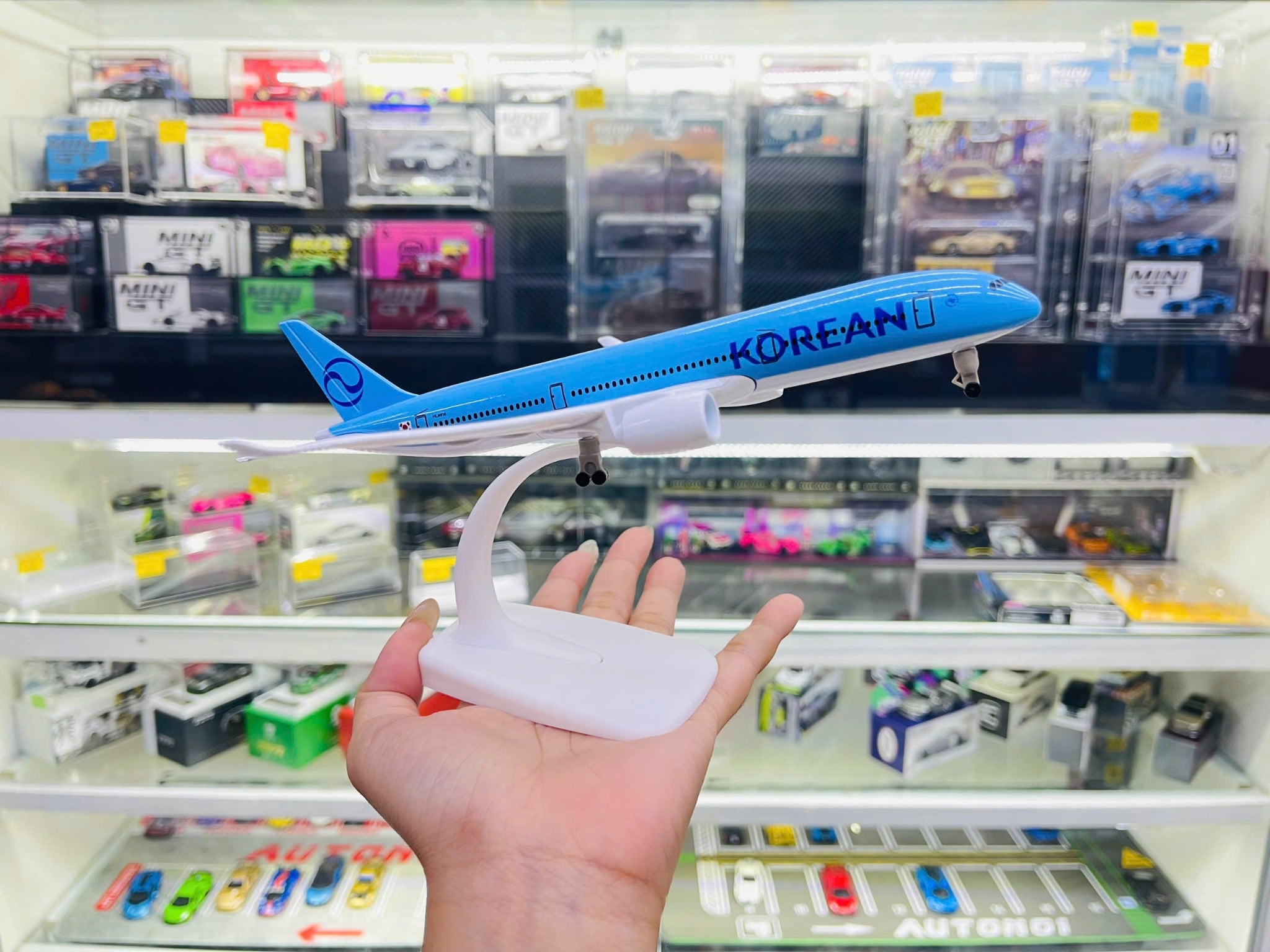  Mô hình máy bay Korean Airlines Blue Airbus A350 20cm MB20148 