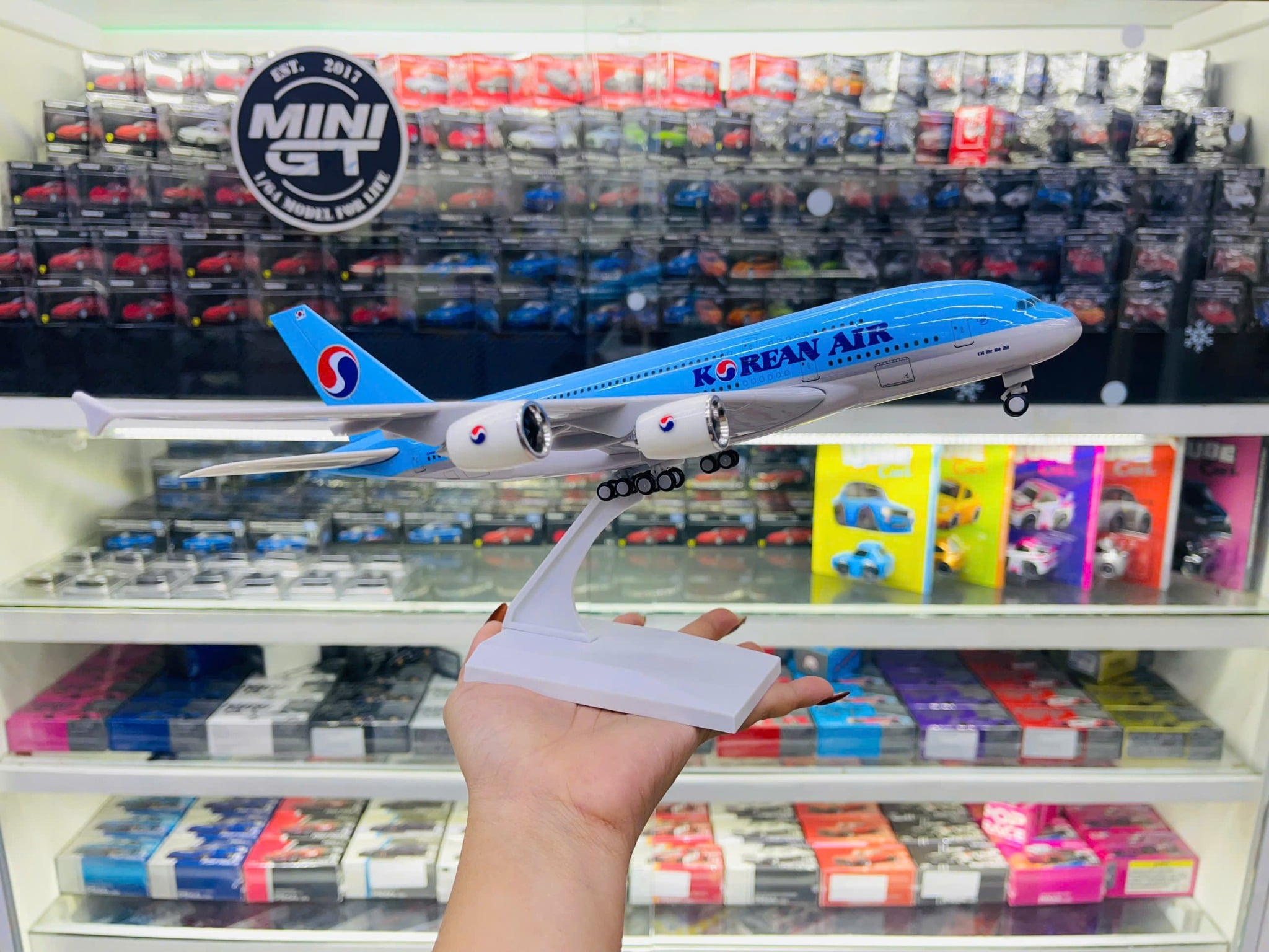  Mô hình máy bay Korean Airlines Blue Airbus A380 30cm MB30010 