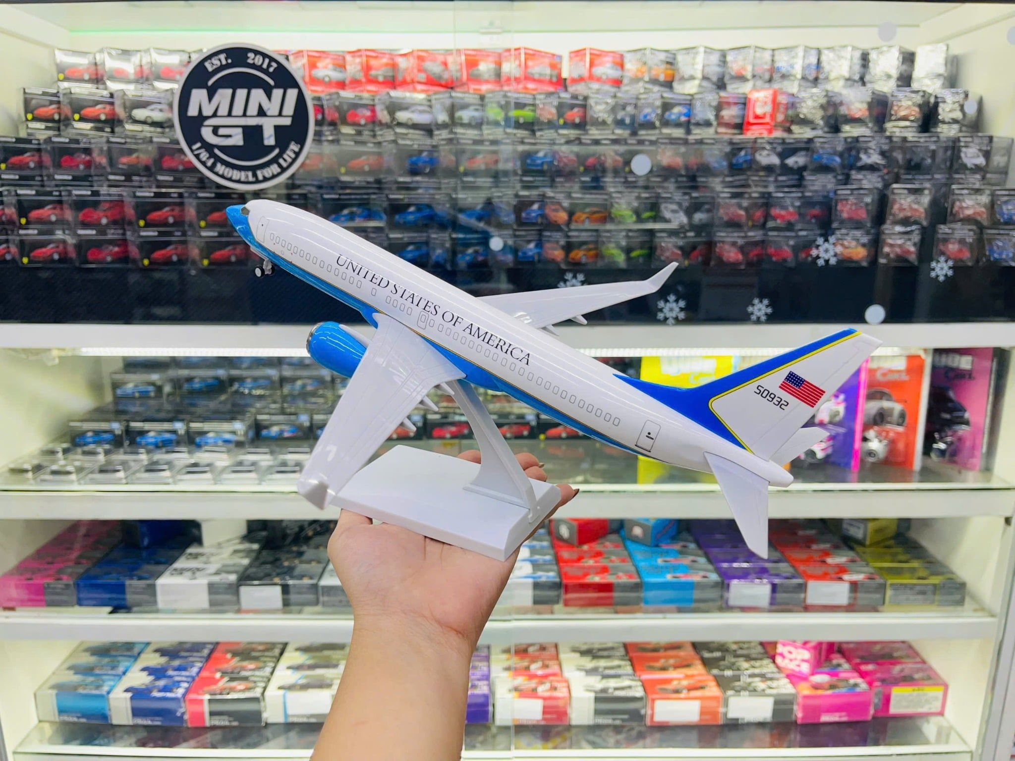  Mô hình máy bay Air Force One Boeing B737 30cm MB30035 