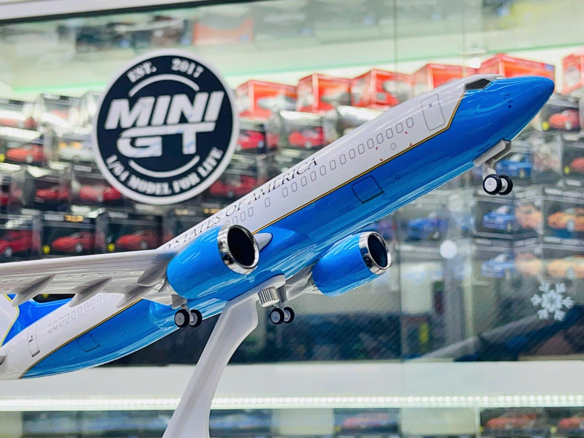  Mô hình máy bay Air Force One Boeing B737 30cm MB30035 