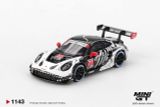  Mô hình xe Porsche 911 GT3 R #77 AO Racing 2025 IMSA Petit Le Mans bản card tỉ lệ 1:64 MiniGT MGT01143 