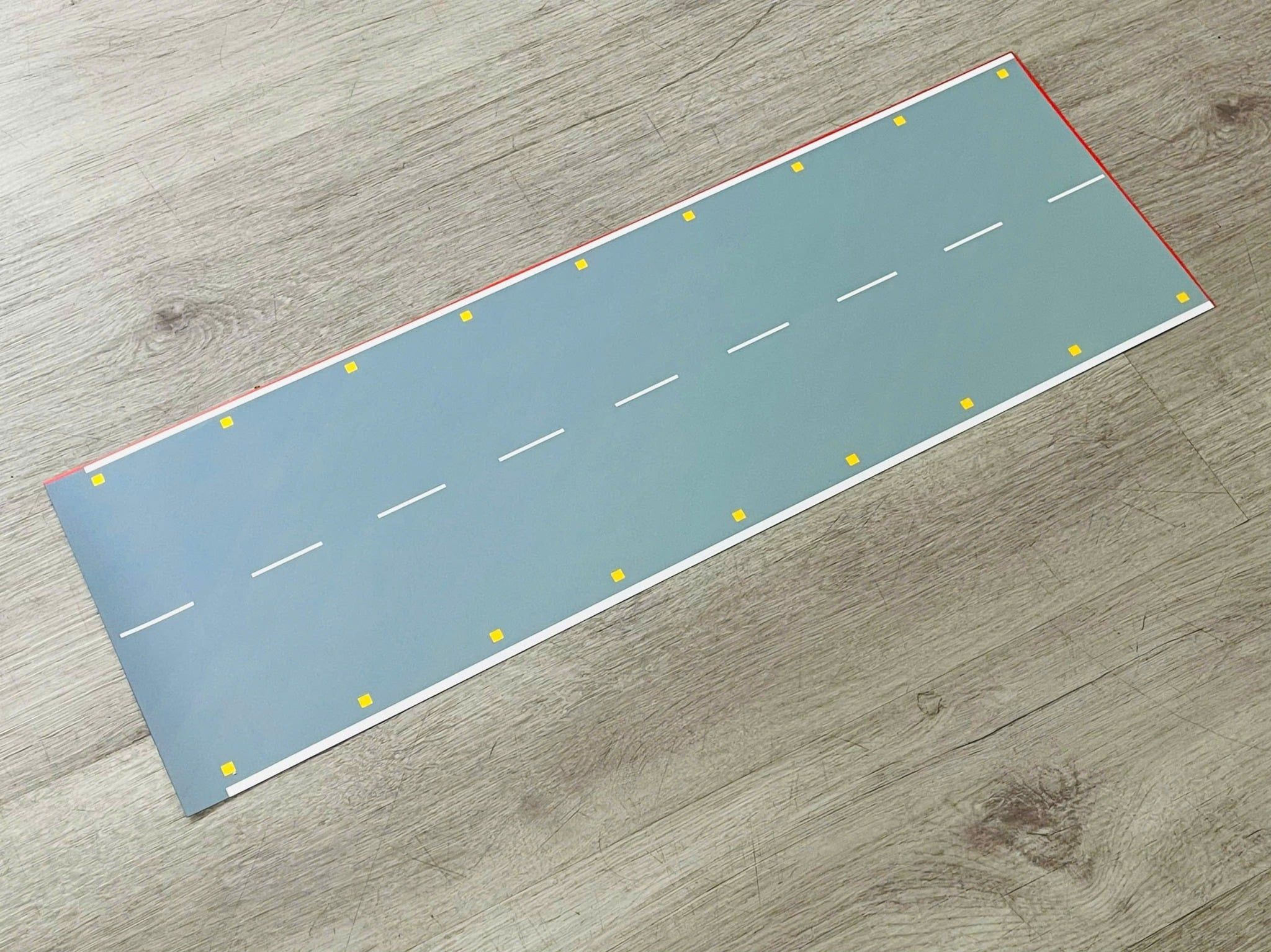  Phụ kiện trưng bày sàn đỗ, đường băng máy bay mô hình chất liệu in pp 20x60cm cán mờ chống nước bụi bẩn dành cho máy bay nhiều tỉ lệ DR047 