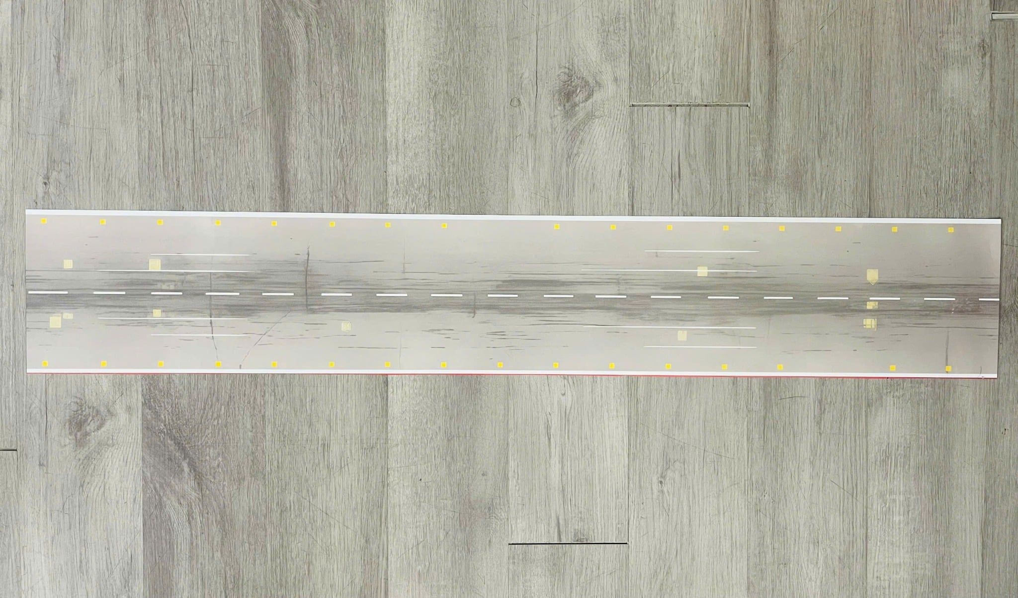  Phụ kiện trưng bày sàn đỗ xe, mặt đường chất liệu in pp 20x120cm cán mờ chống nước bụi bẩn dành cho xe mô hình nhiều tỉ lệ DR049 