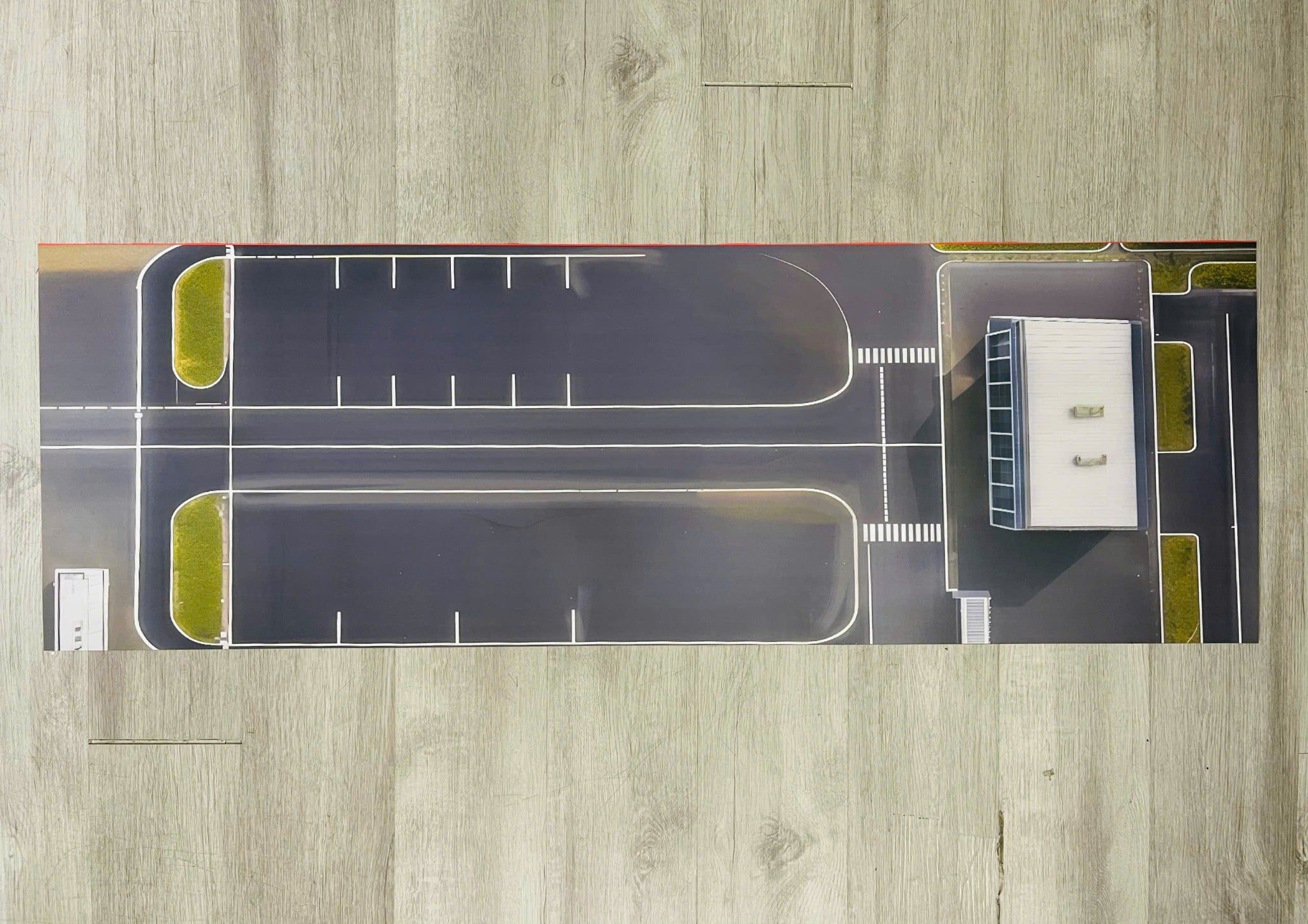  Phụ kiện trưng bày sàn đỗ xe, mặt đường chất liệu in pp 40x120cm cán mờ chống nước bụi bẩn dành cho xe mô hình nhiều tỉ lệ DR048 