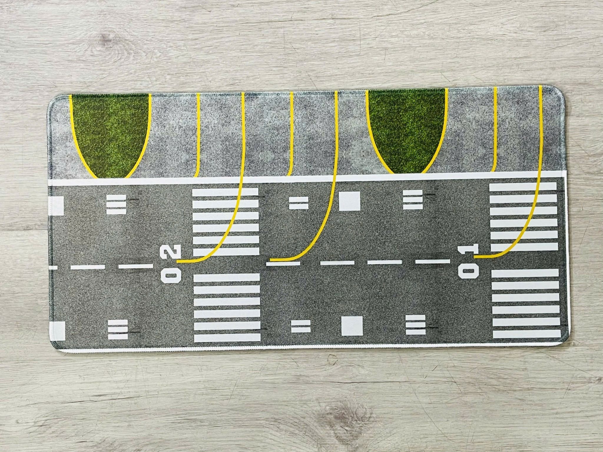  Phụ kiện thảm sa bàn chống trượt mô phỏng bãi đáp, đường băng lớn kích thước 60x30cm cho mô hình máy bay Autono1 PT029 