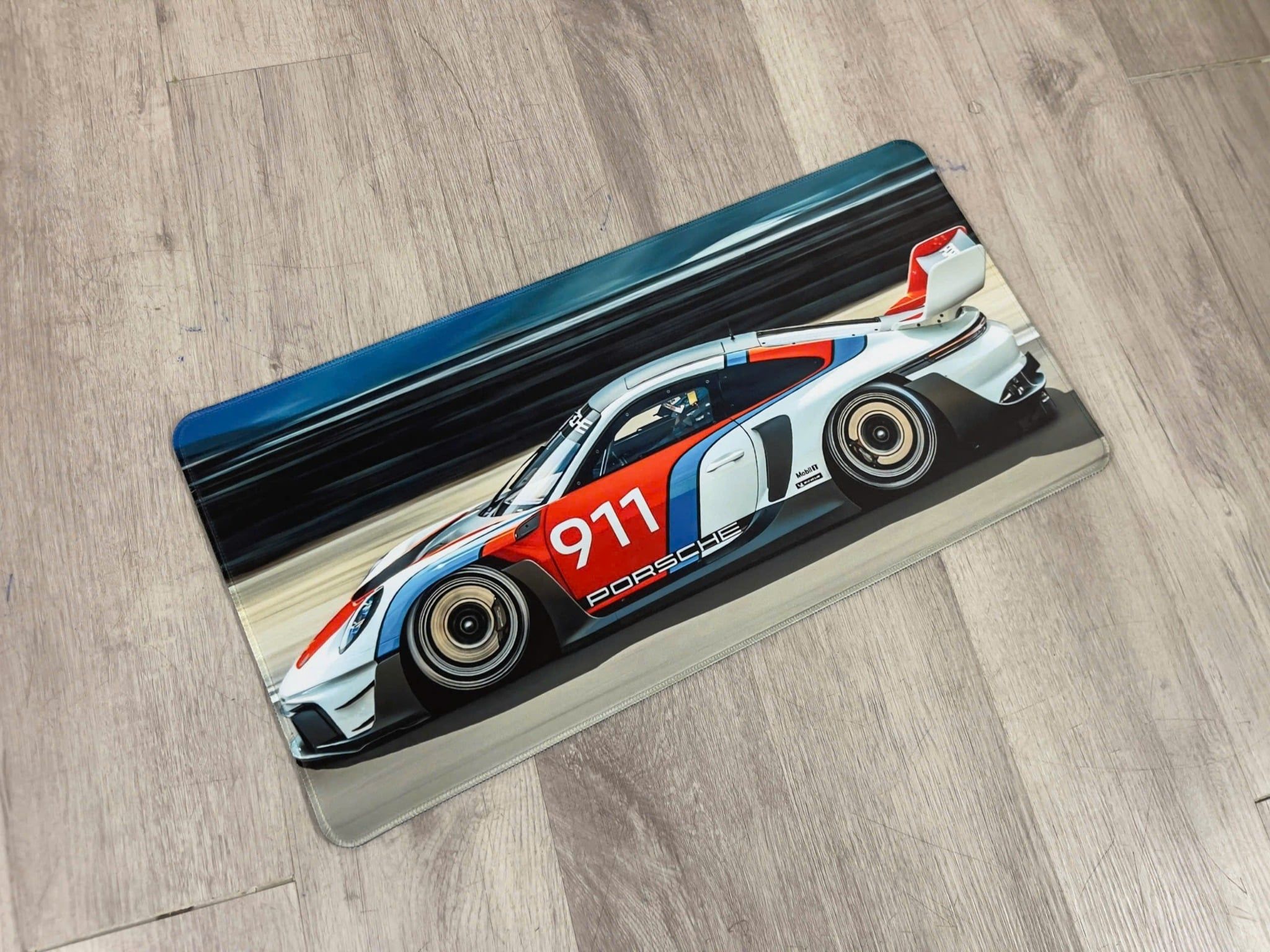  Phụ kiện Thảm lót chống trượt chủ đề siêu xe Porsche 992 GT3 R Rennsport kích thước 30x60cm Autono1 PT136A 
