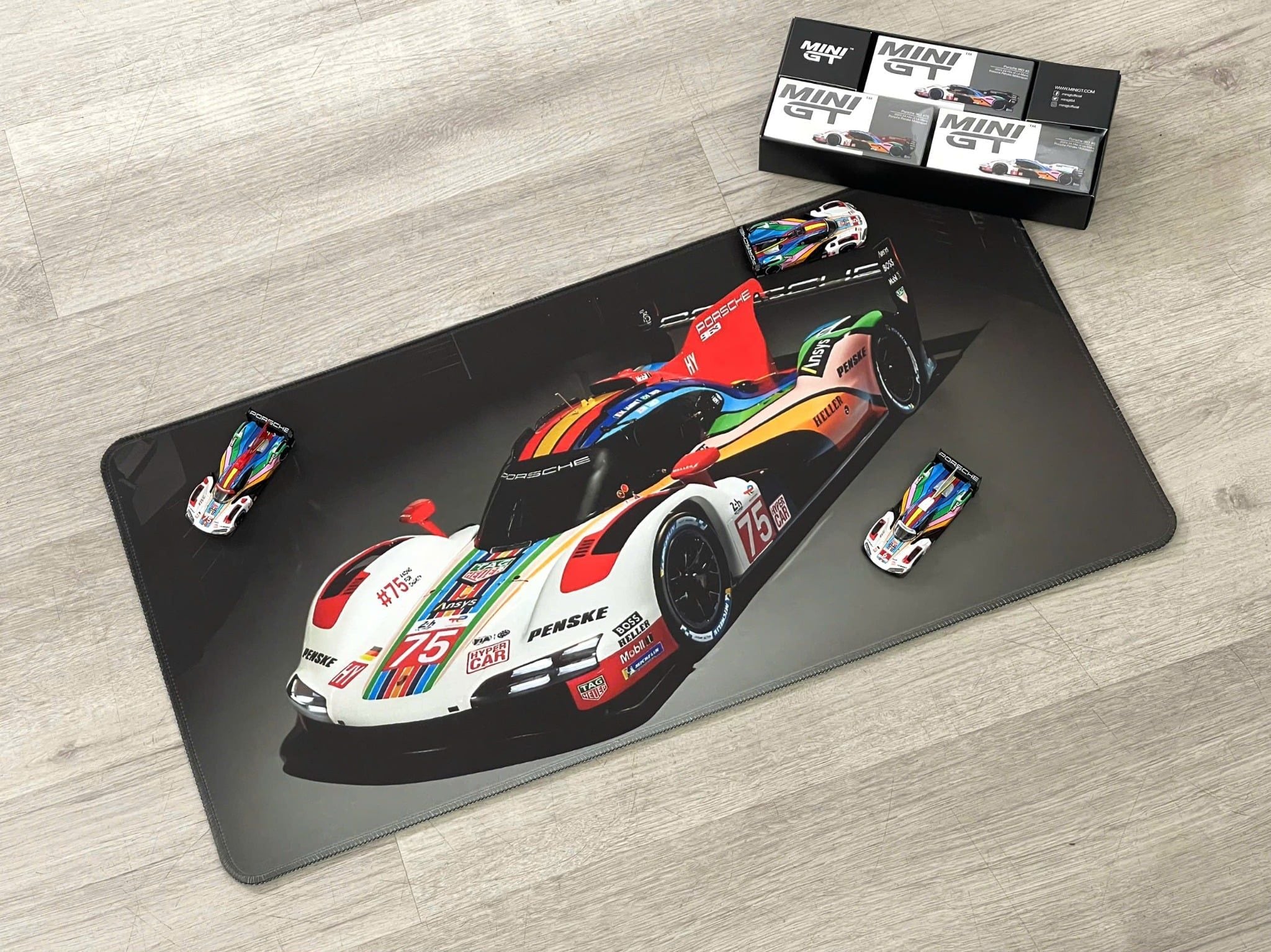  Phụ kiện Thảm lót chống trượt chủ đề siêu xe Porsche 963 kích thước 30x60cm Autono1 PT134A 