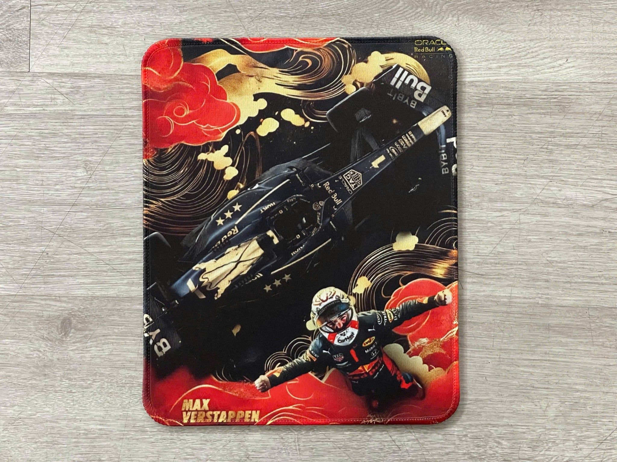  Phụ kiện Thảm lót chống trượt chủ đề siêu xe đua F1 Redbull Oracle China kích thước 26x21cm Autono1 PT200I 