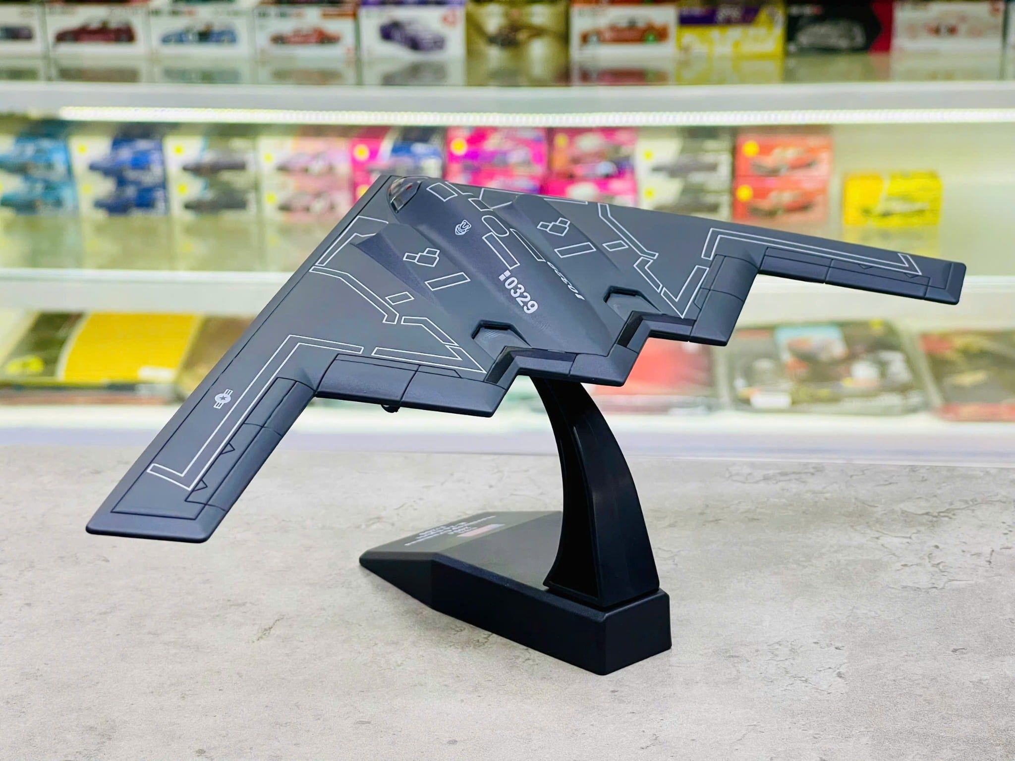  Mô hình máy bay tàng hình USA Northrop Grumman B-2 Spirit tỉ lệ 1:200 Ns models MBQS003 