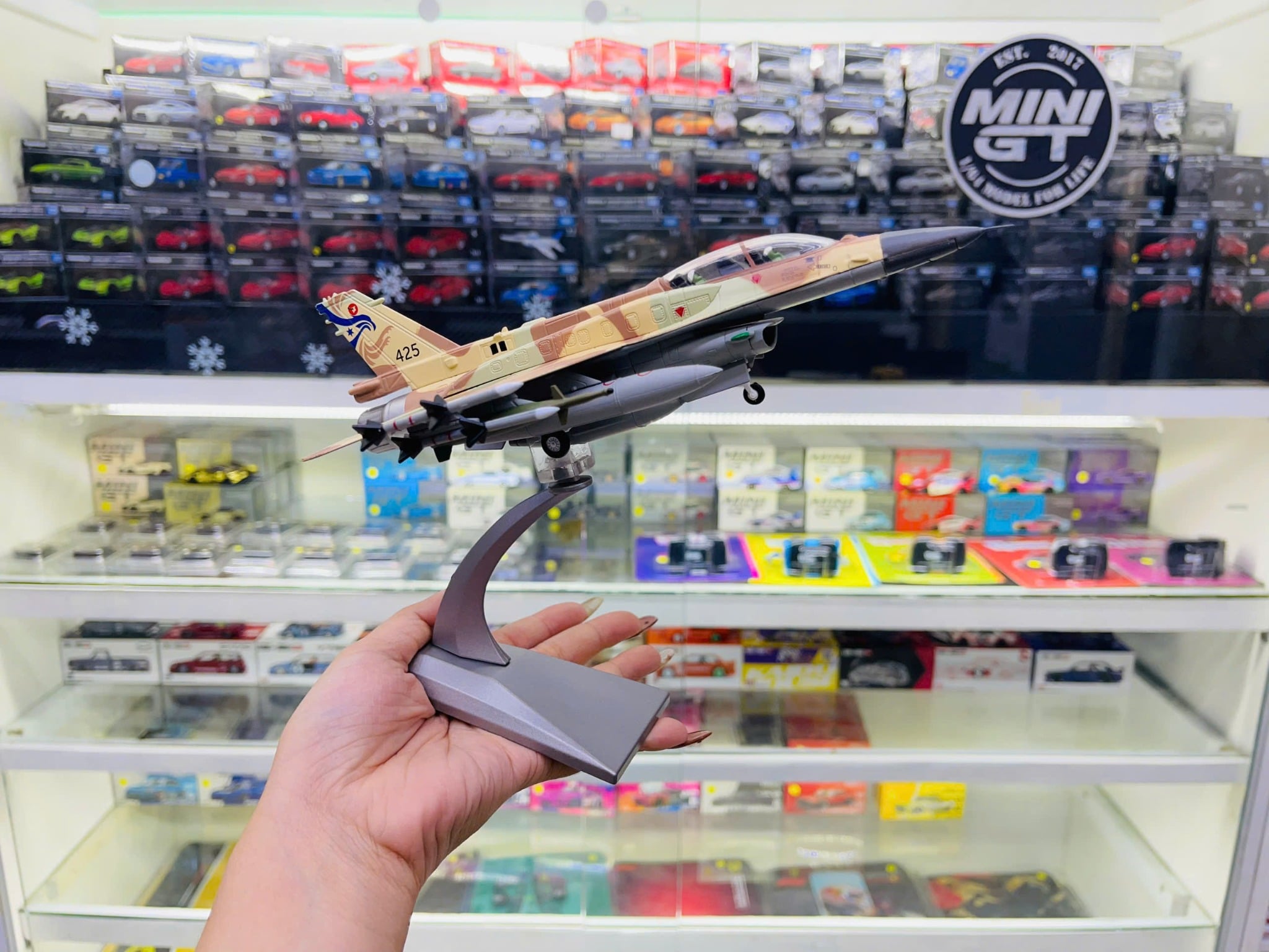  Mô hình máy bay chiến đấu USA F-16 tỉ lệ 1:72 Ns models MBQS009 