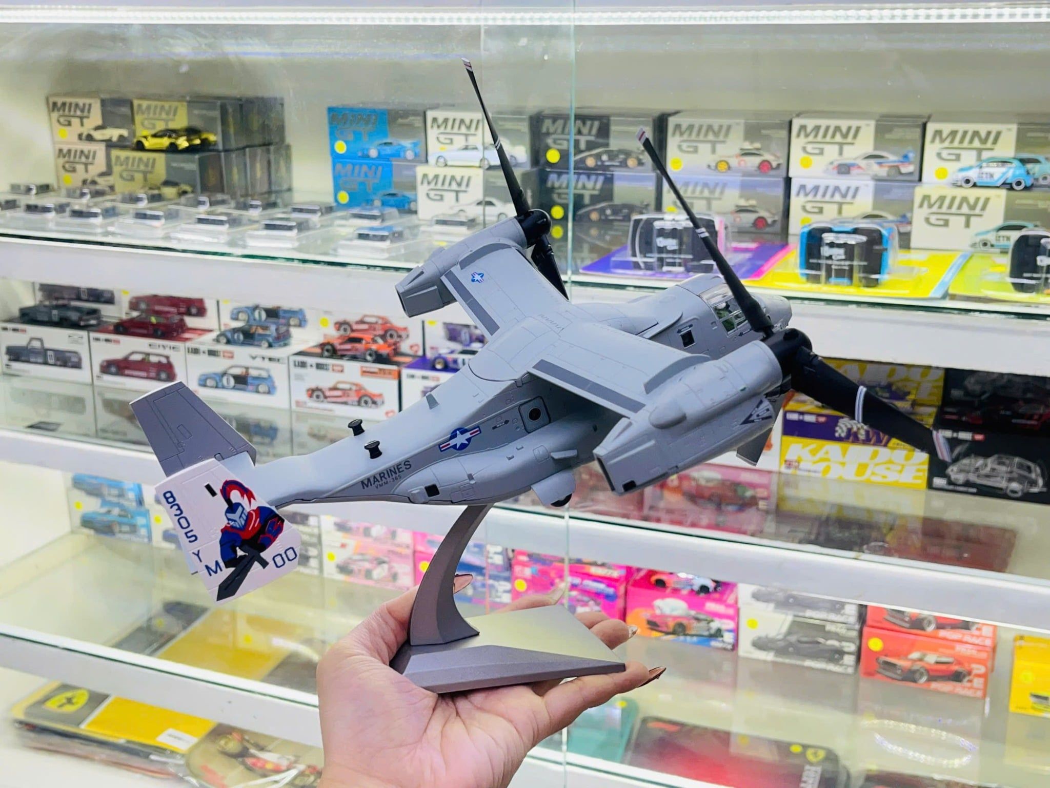  Mô hình máy bay vận chuyển cánh quạt Boeing Bell V-22 Osprey Marines grey ( đuôi trắng ) tỉ lệ 1:72 Ns models MBQS061 