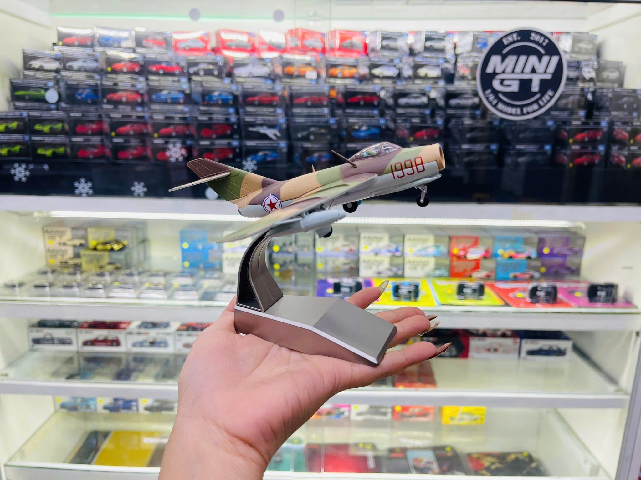  Mô hình máy bay quân sự Military Chinese Mikoyan MiG-15 tỉ lệ 1:72 NS model MBQS073 
