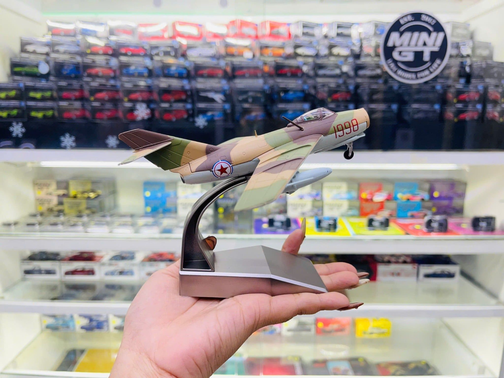  Mô hình máy bay quân sự Military Chinese Mikoyan MiG-15 tỉ lệ 1:72 NS model MBQS073 