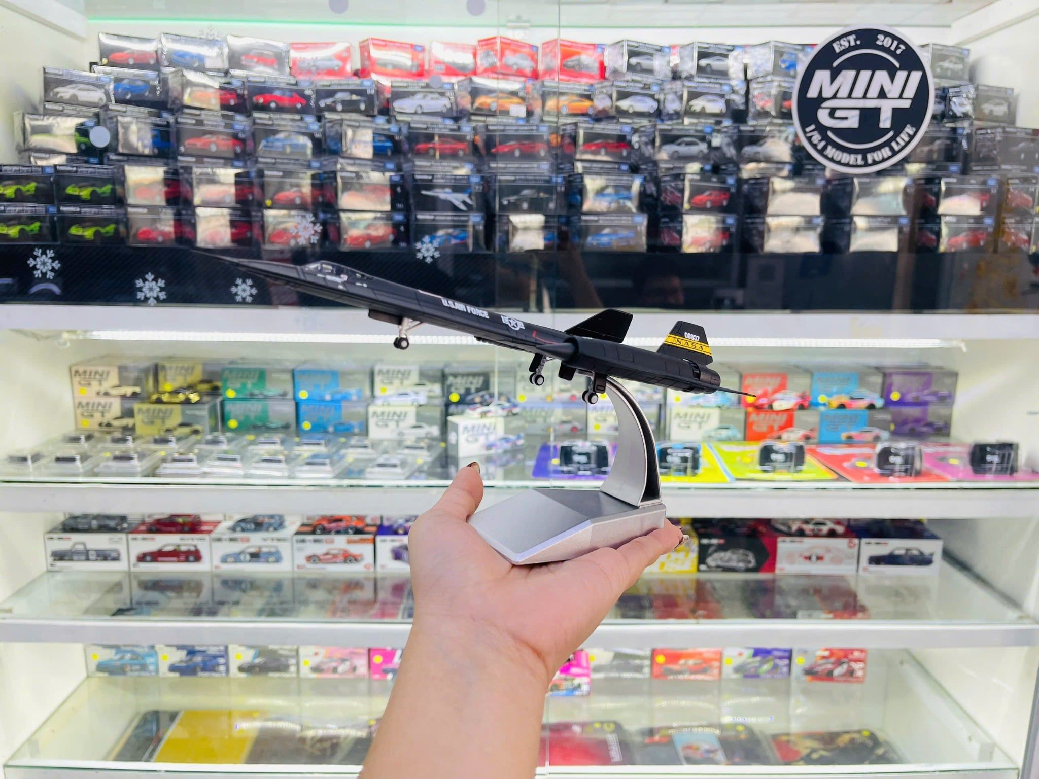  Mô hình máy bay quân sự trinh sát Lockheed YF-12 NASA SR-71 06837 Blackbird tỉ lệ 1:100 Ns models MBQS006 