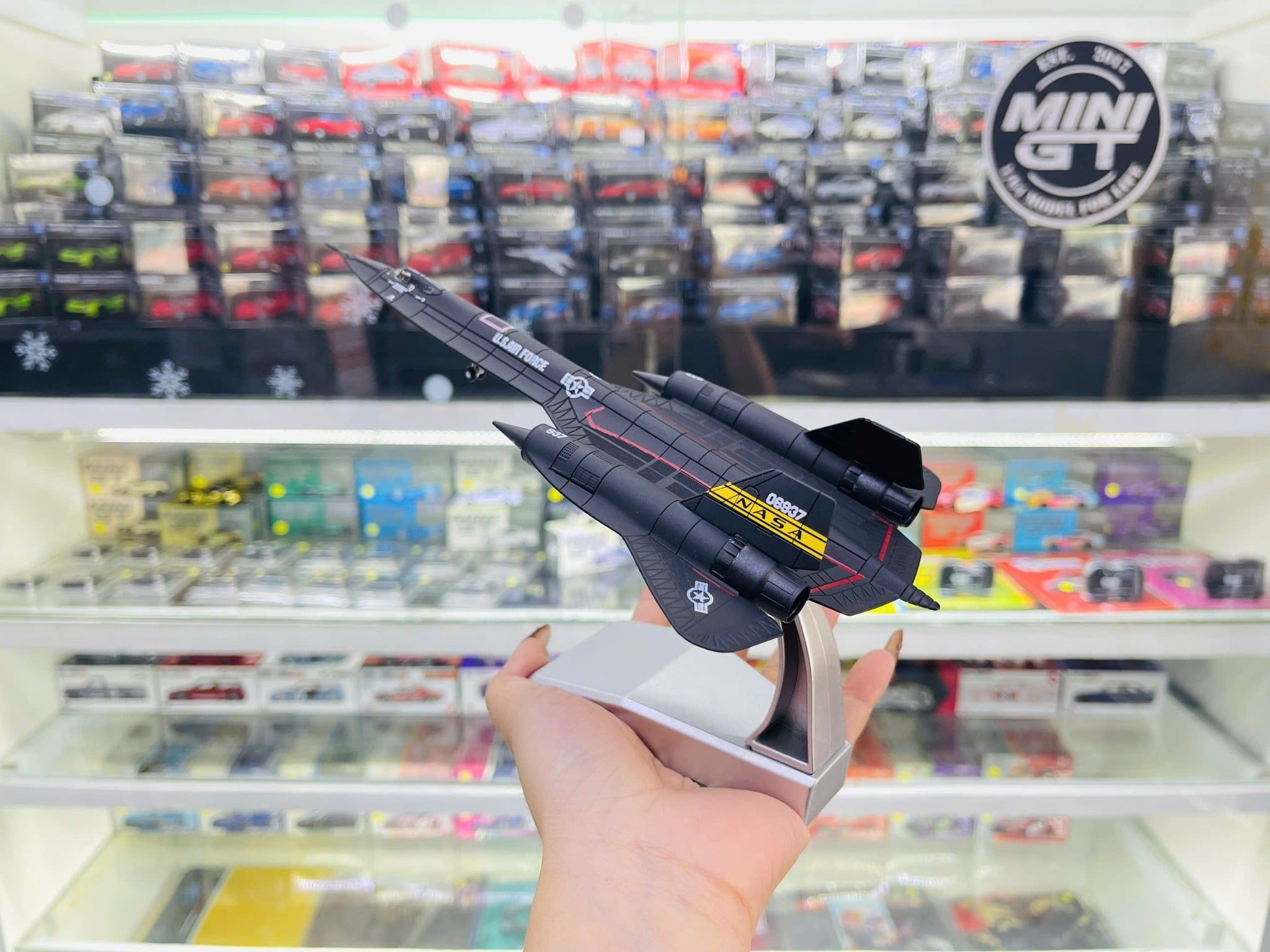  Mô hình máy bay quân sự trinh sát Lockheed YF-12 NASA SR-71 06837 Blackbird tỉ lệ 1:100 Ns models MBQS006 