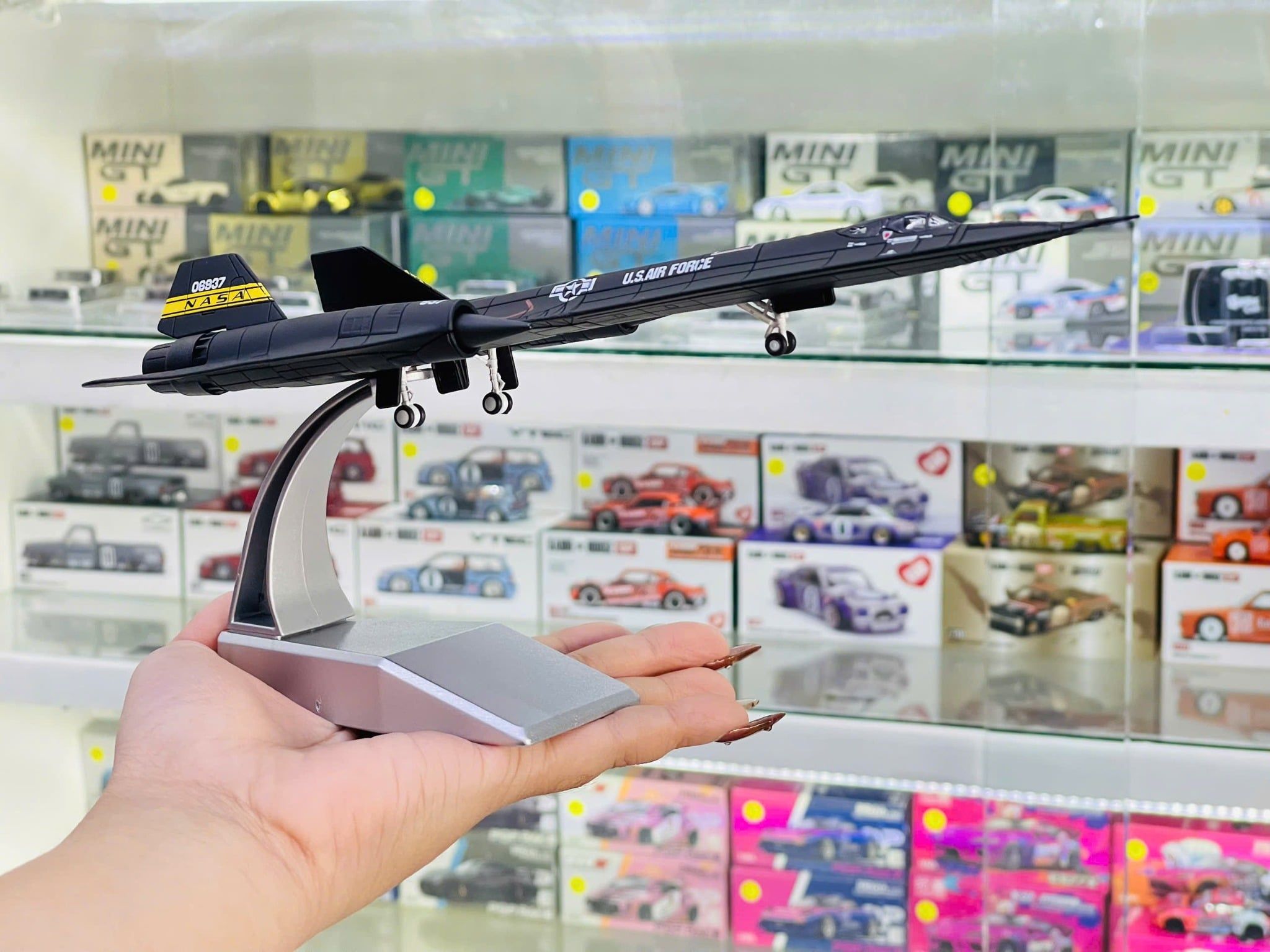  Mô hình máy bay quân sự trinh sát Lockheed YF-12 NASA SR-71 06837 Blackbird tỉ lệ 1:100 Ns models MBQS006 