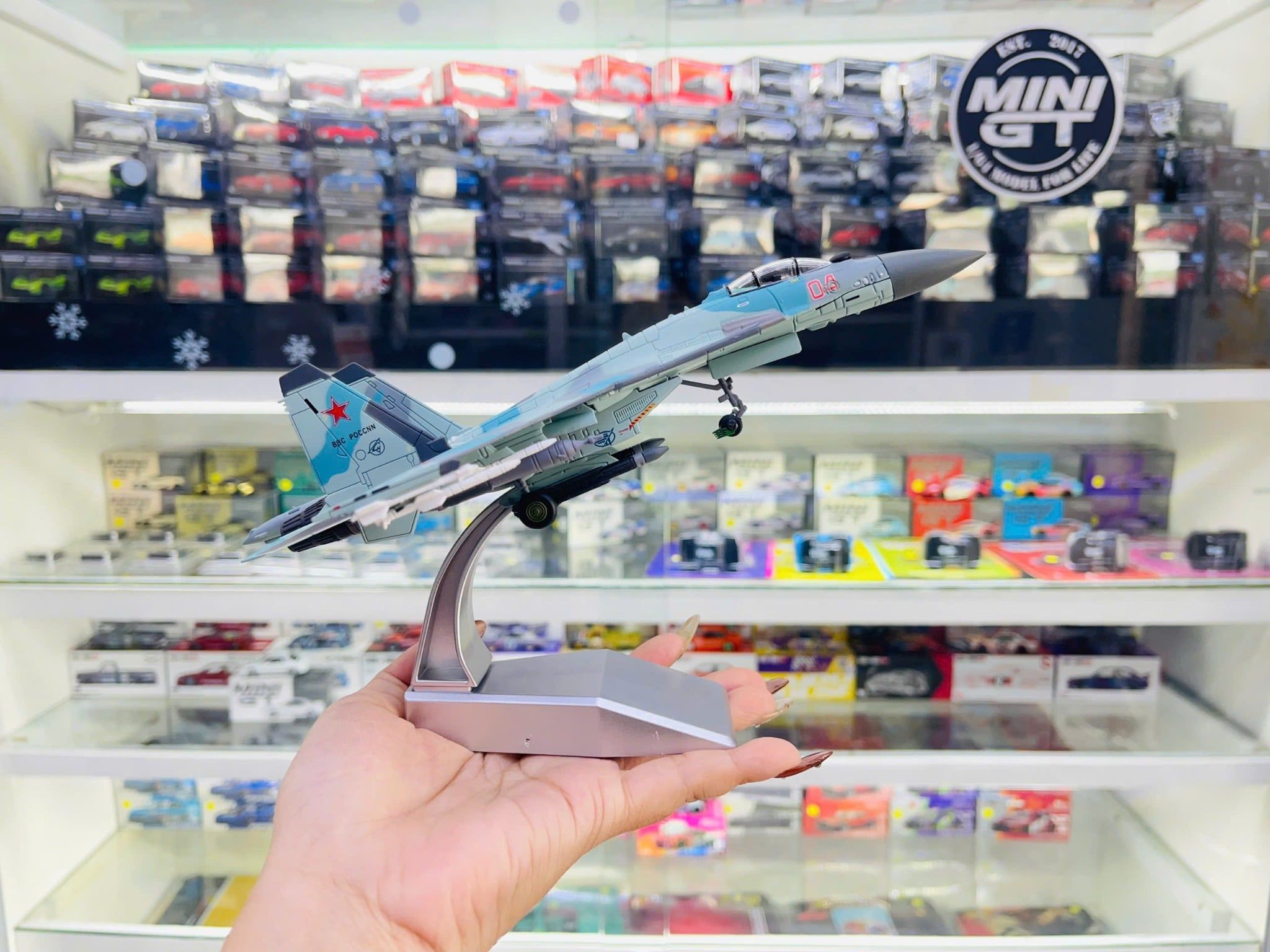  Mô hình máy bay chiến đấu Russia Su-35 BBC POCCNN 04 Blue Camouflage tỉ lệ 1:100 Ns models MBQS013 