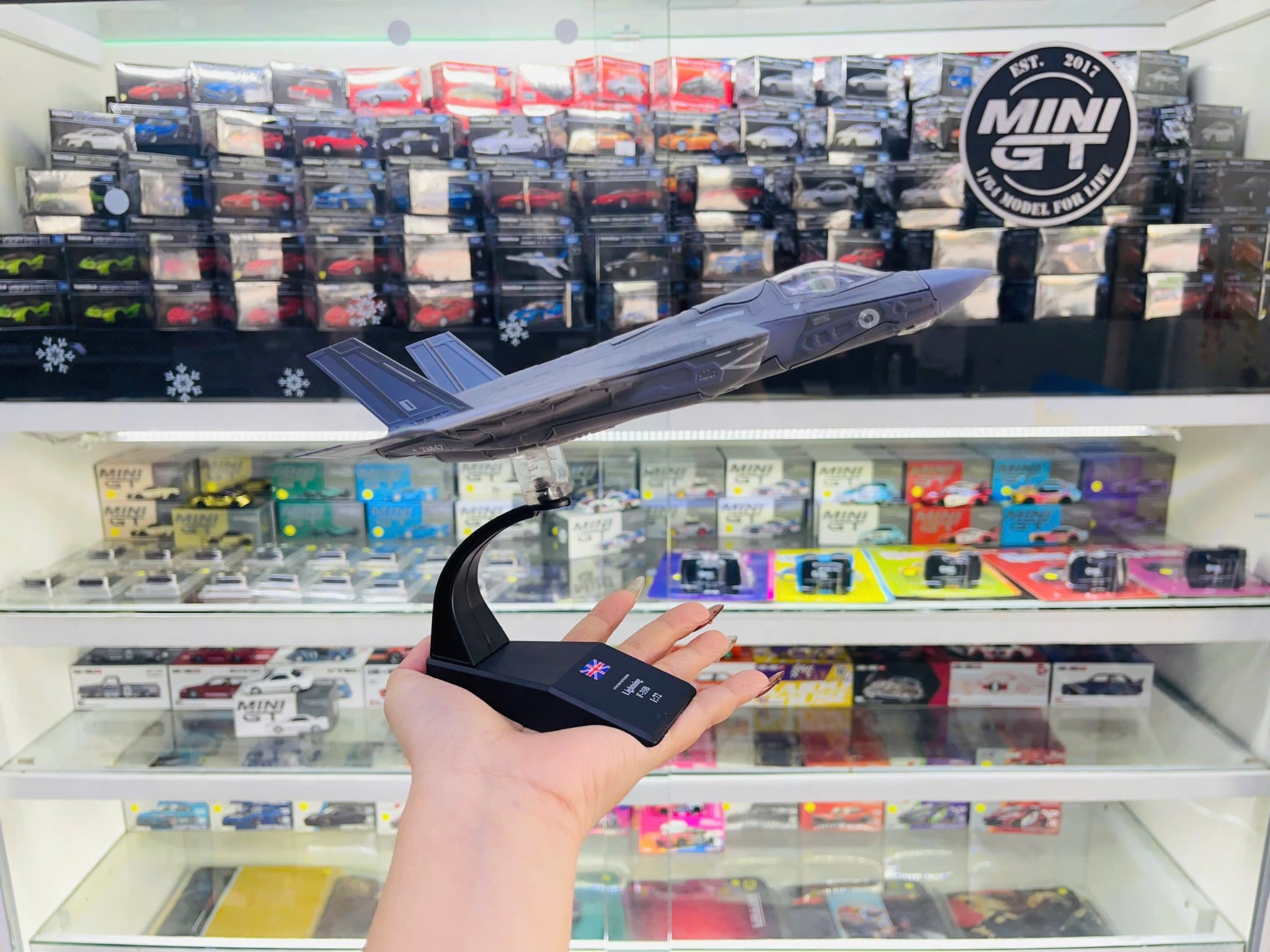  Mô hình máy bay quân sự chiến đấu F-35 Lightning II 2017 Lockheed Martin USA tỉ lệ 1:72 NS model MBQS026 