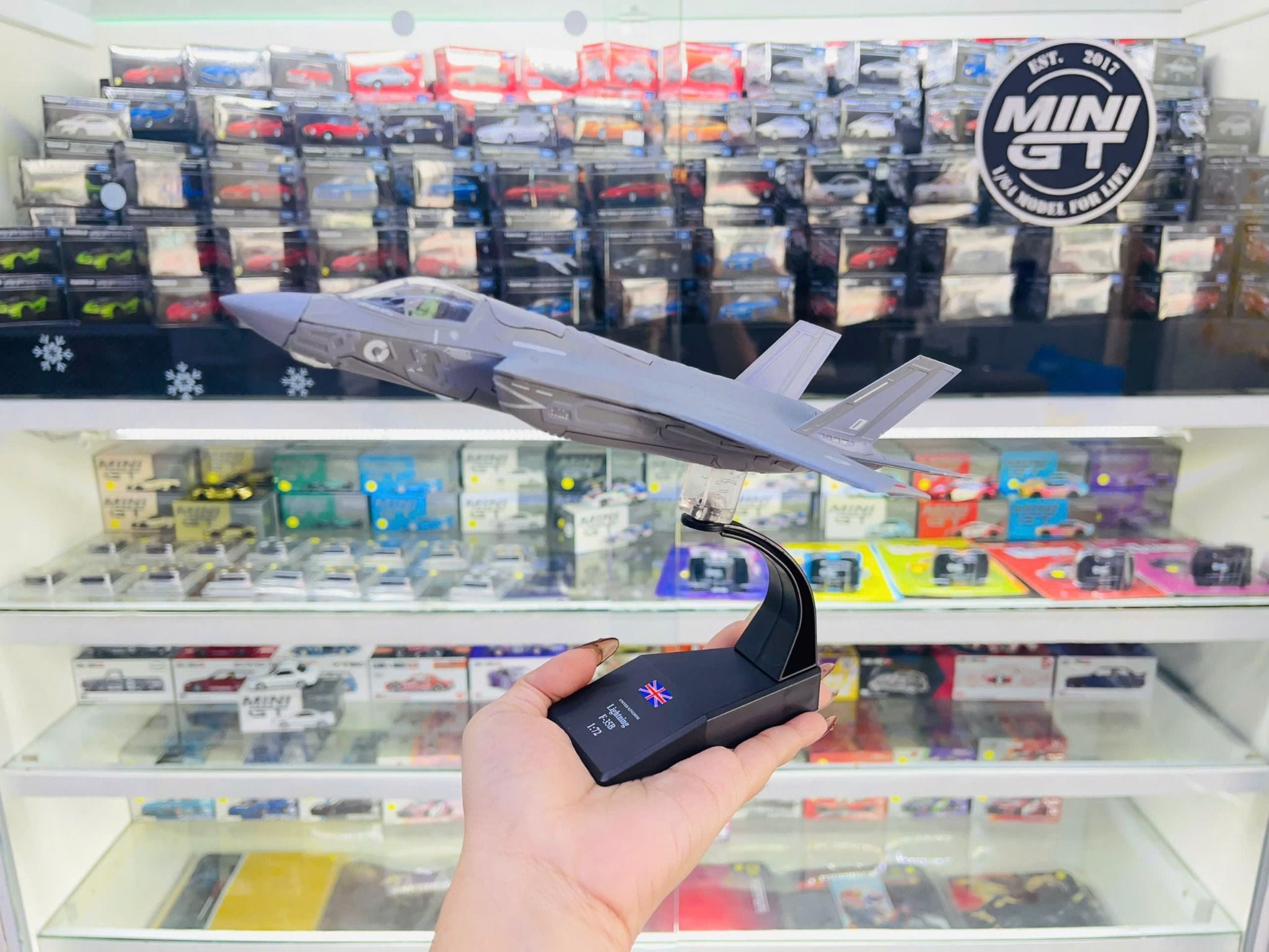  Mô hình máy bay quân sự chiến đấu F-35 Lightning II 2017 Lockheed Martin USA tỉ lệ 1:72 NS model MBQS026 