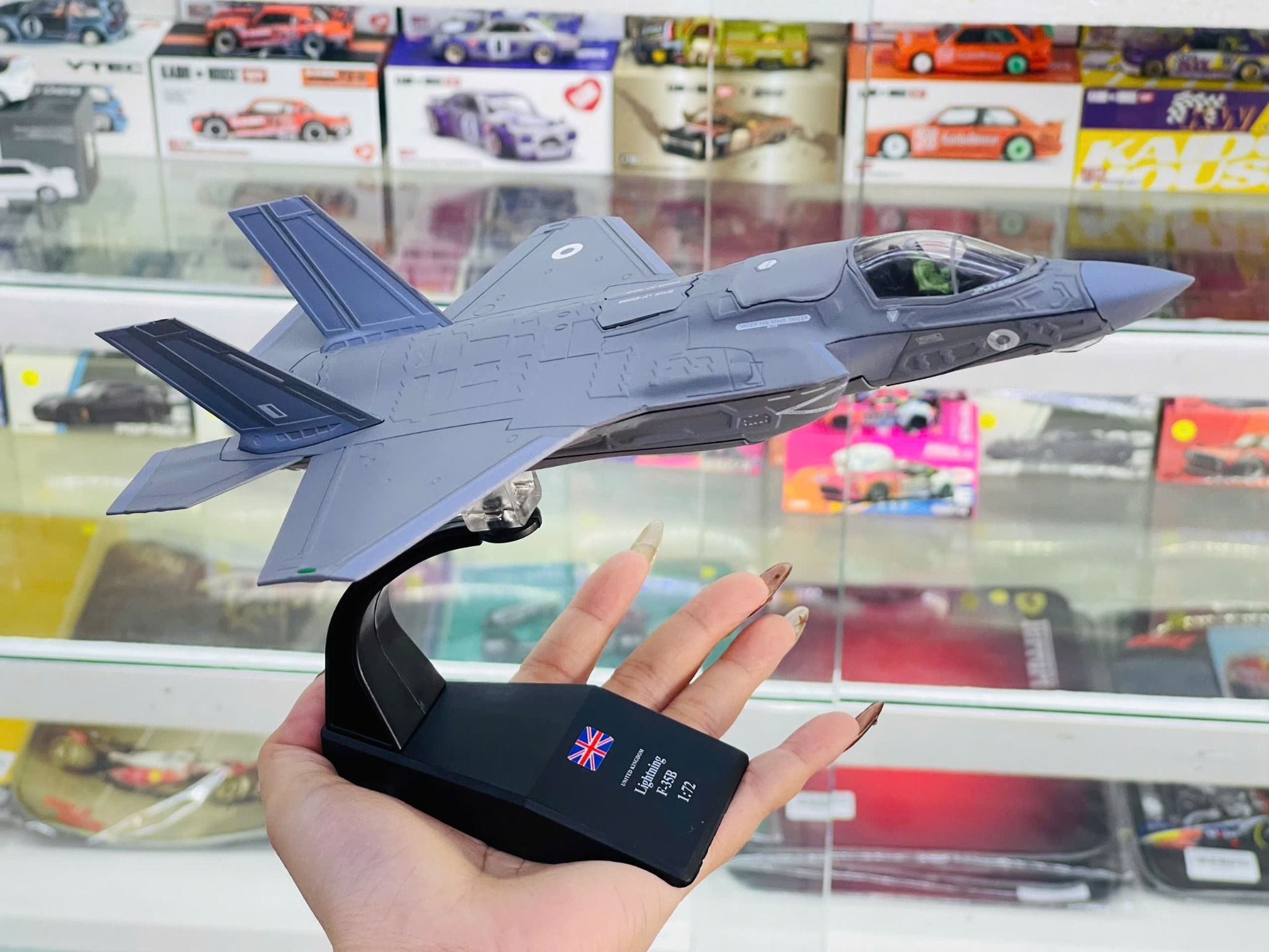  Mô hình máy bay quân sự chiến đấu F-35 Lightning II 2017 Lockheed Martin USA tỉ lệ 1:72 NS model MBQS026 