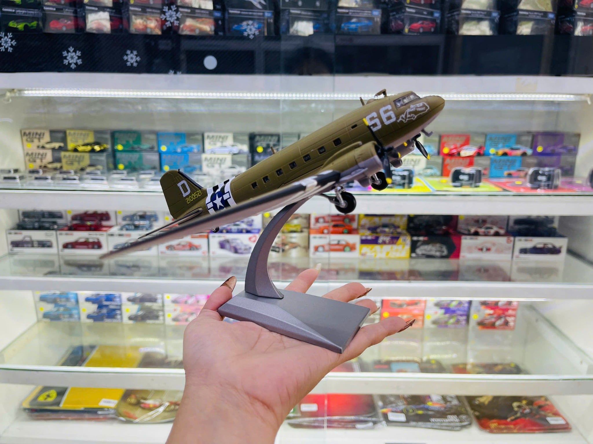  Máy bay quân sự WWII C-47 Transport (D) tỉ lệ 1:200 Ns Model MBQS065 