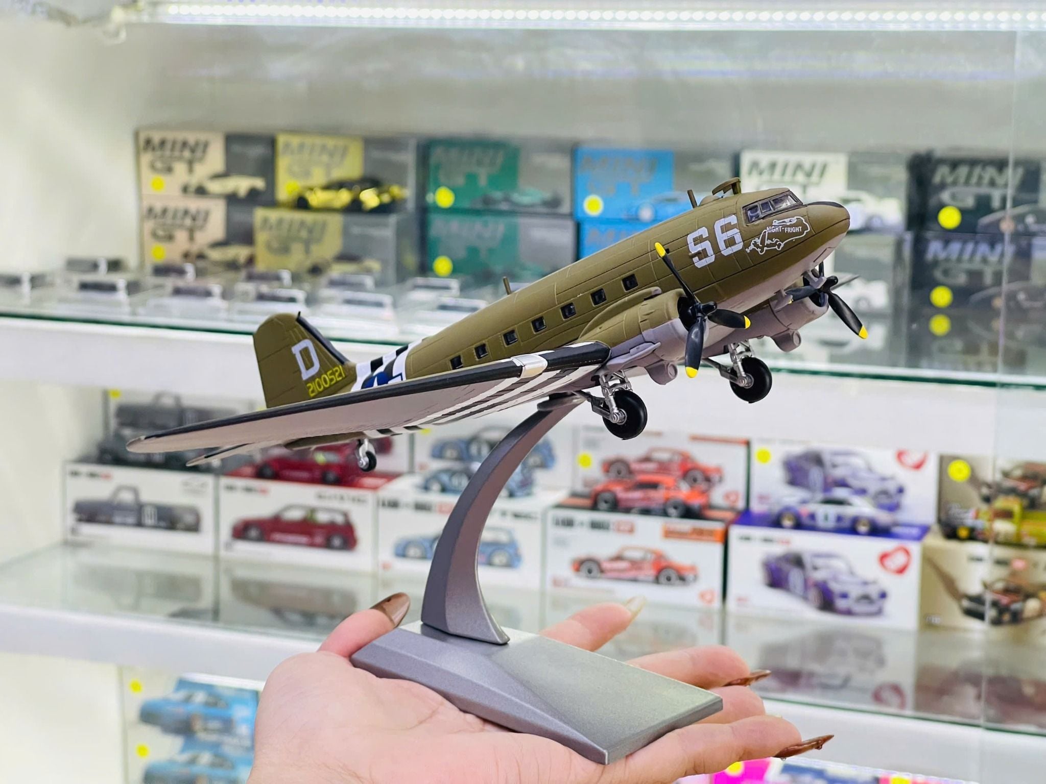  Máy bay quân sự WWII C-47 Transport (D) tỉ lệ 1:200 Ns Model MBQS065 