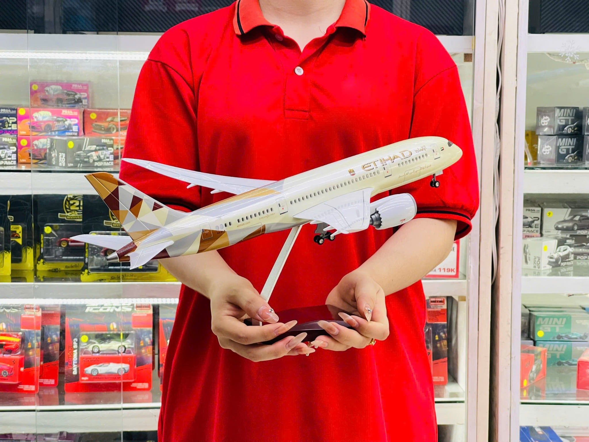  Mô hình máy bay Jason Tutu Etihad Boeing B787 Ả Rập 47cm 1:160 không đèn MB47097 