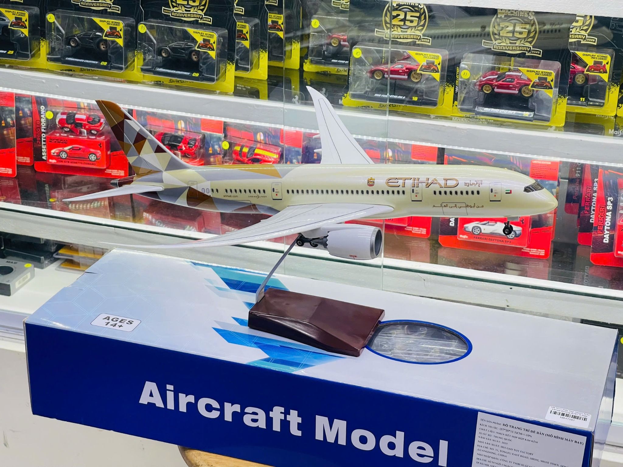  Mô hình máy bay Jason Tutu Etihad Boeing B787 Ả Rập 47cm 1:160 không đèn MB47097 