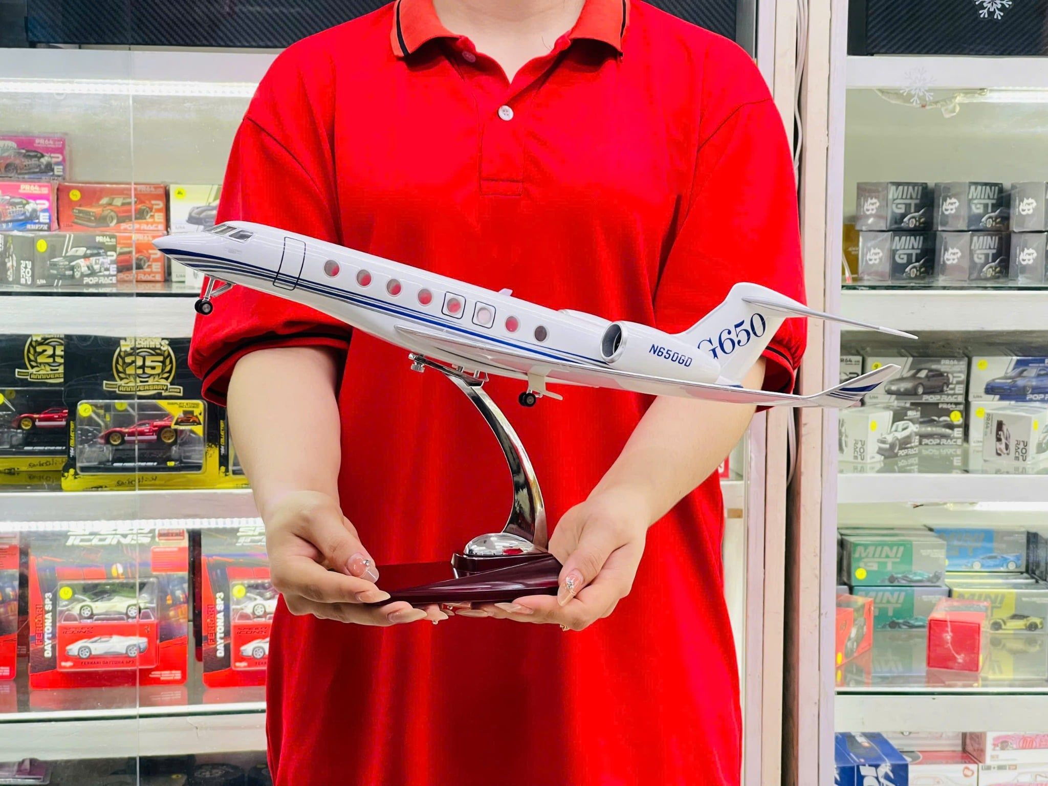  Mô hình máy bay Gulfstream G650 Business Jet kích thước 47cm No Led MB47095 