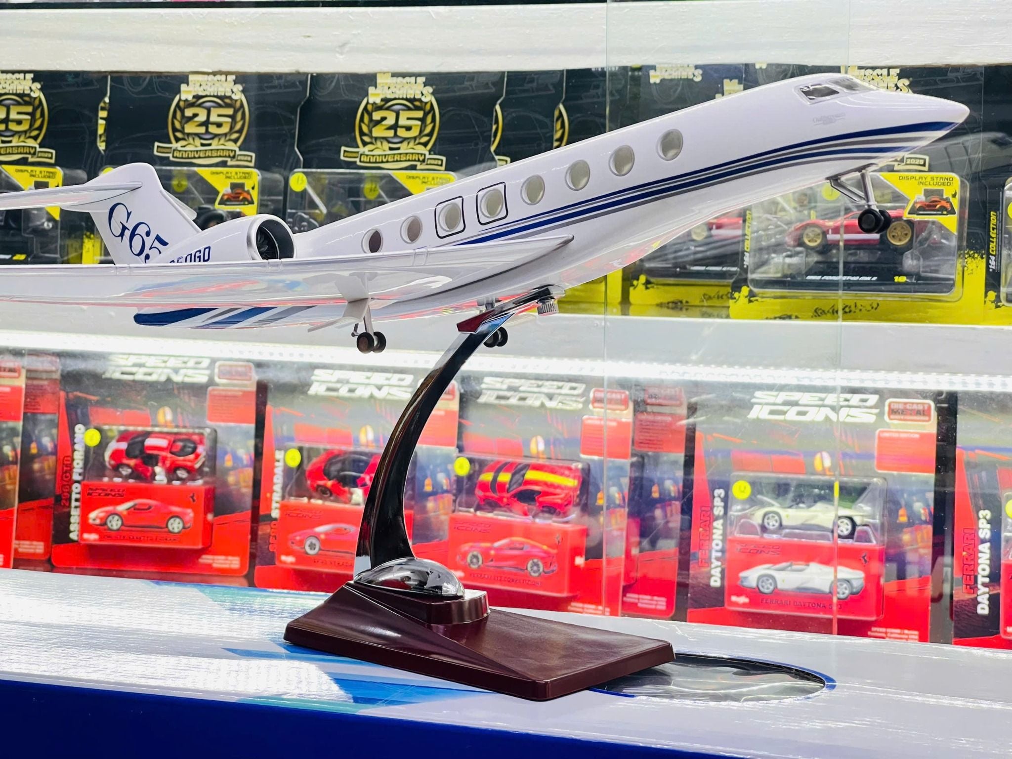  Mô hình máy bay Gulfstream G650 Business Jet kích thước 47cm No Led MB47095 