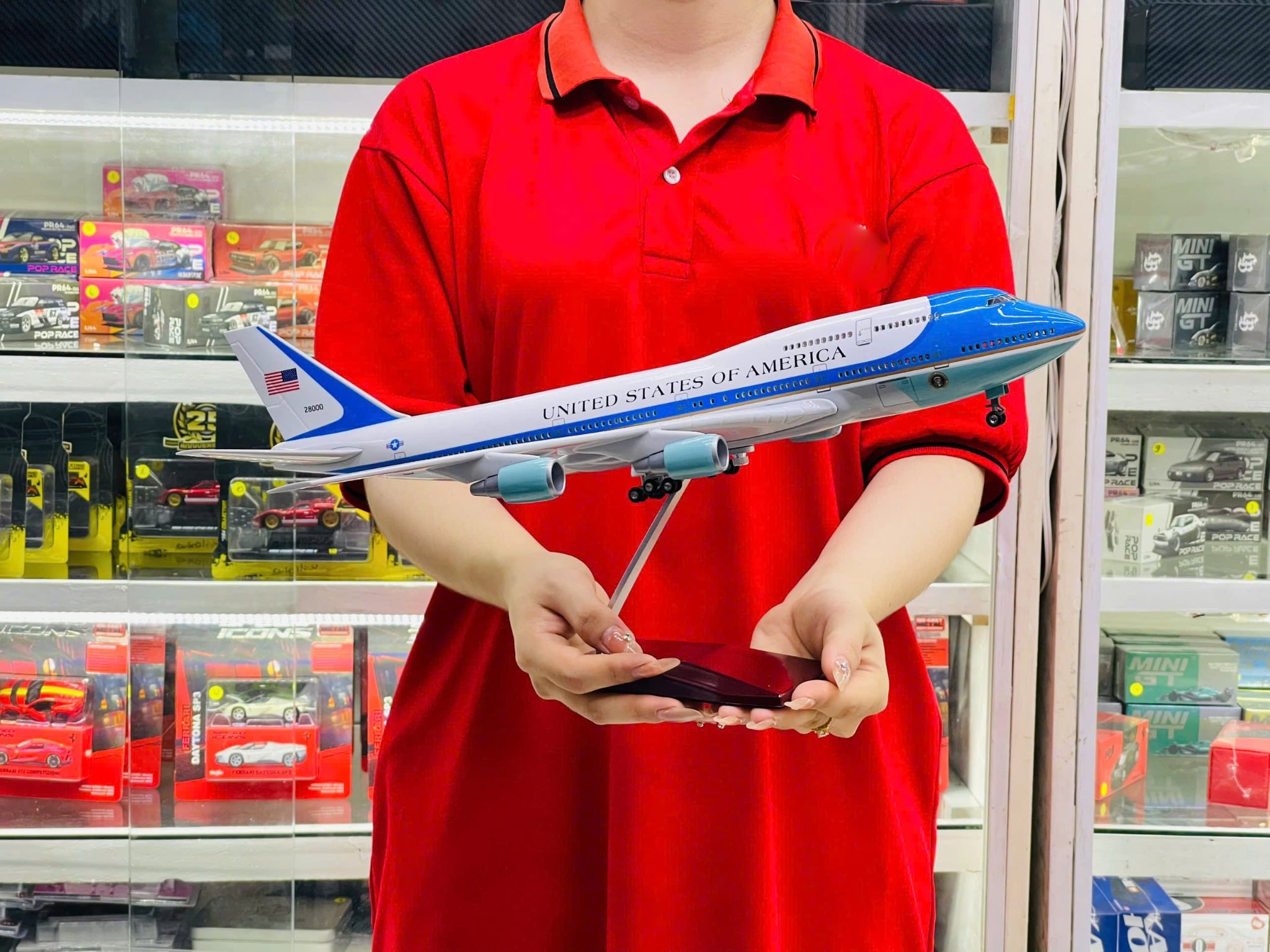  Mô hình máy bay Tổng thống Mỹ Air Force 1 Boeing B747 kích thước 47cm No LED MB47091 