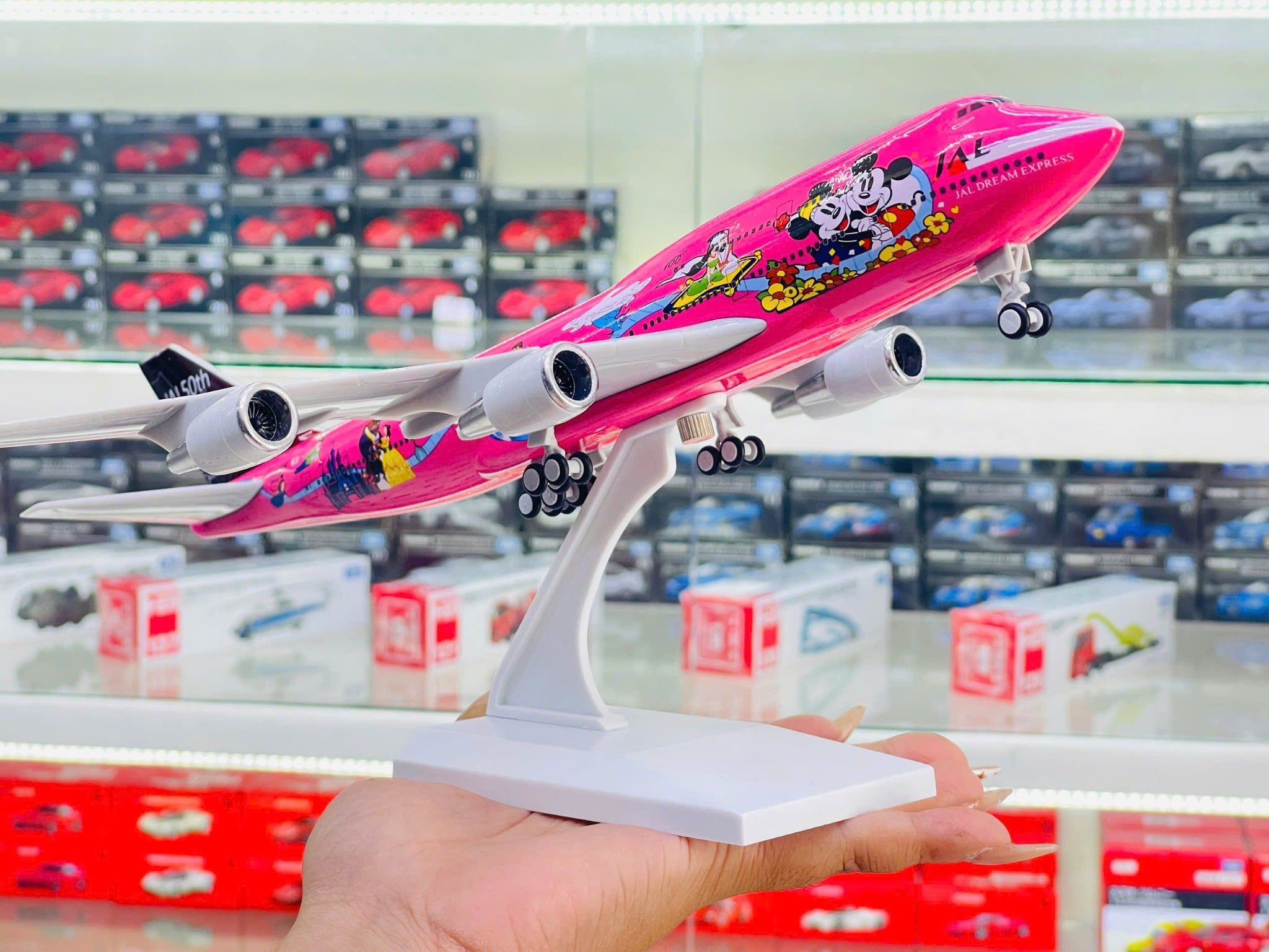  Mô hình máy bay Mickey JAL B747 có bánh xe - kích thước 30cm MB30052 